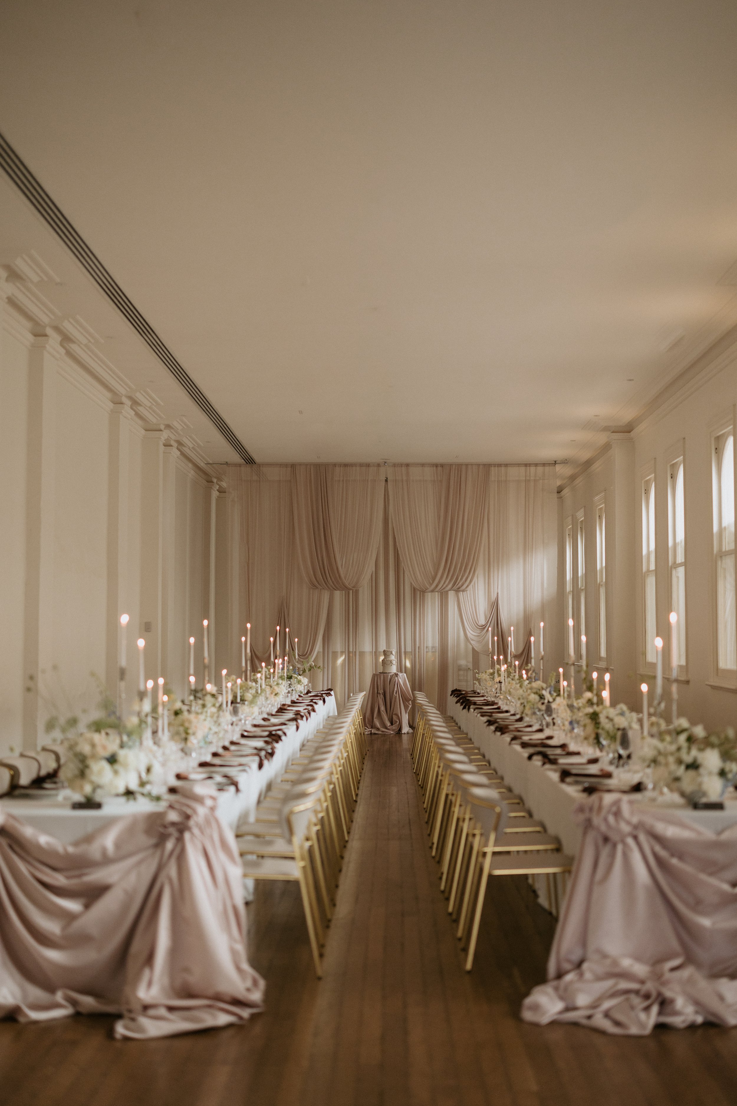 ELEGANT GARDEN INSPIRED WEDDING AT HISTORIC SOPHIA PRAHRAN