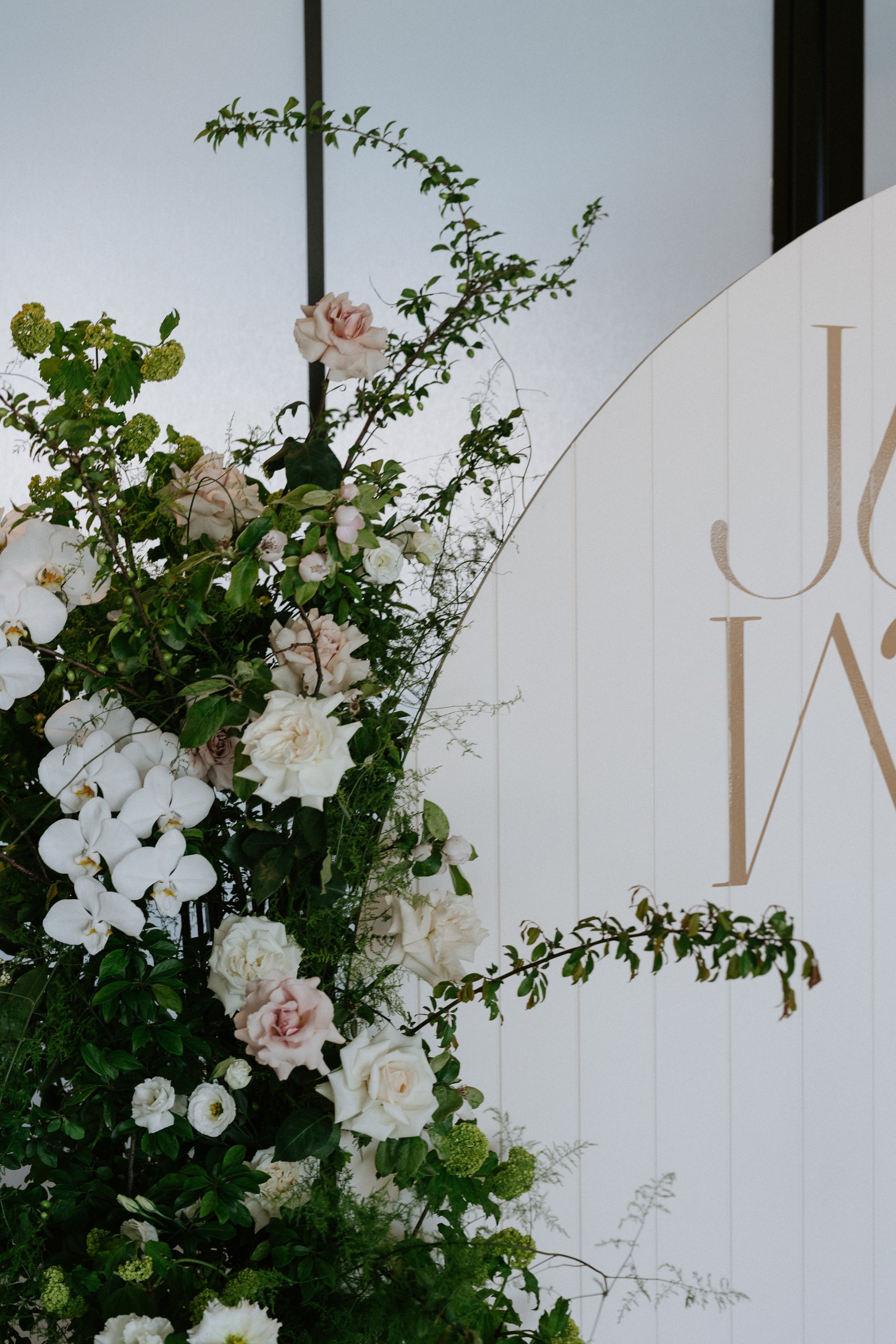 FlowersStGermaine_Carousel_LeiLeiClaveyPhotography-0340.jpg