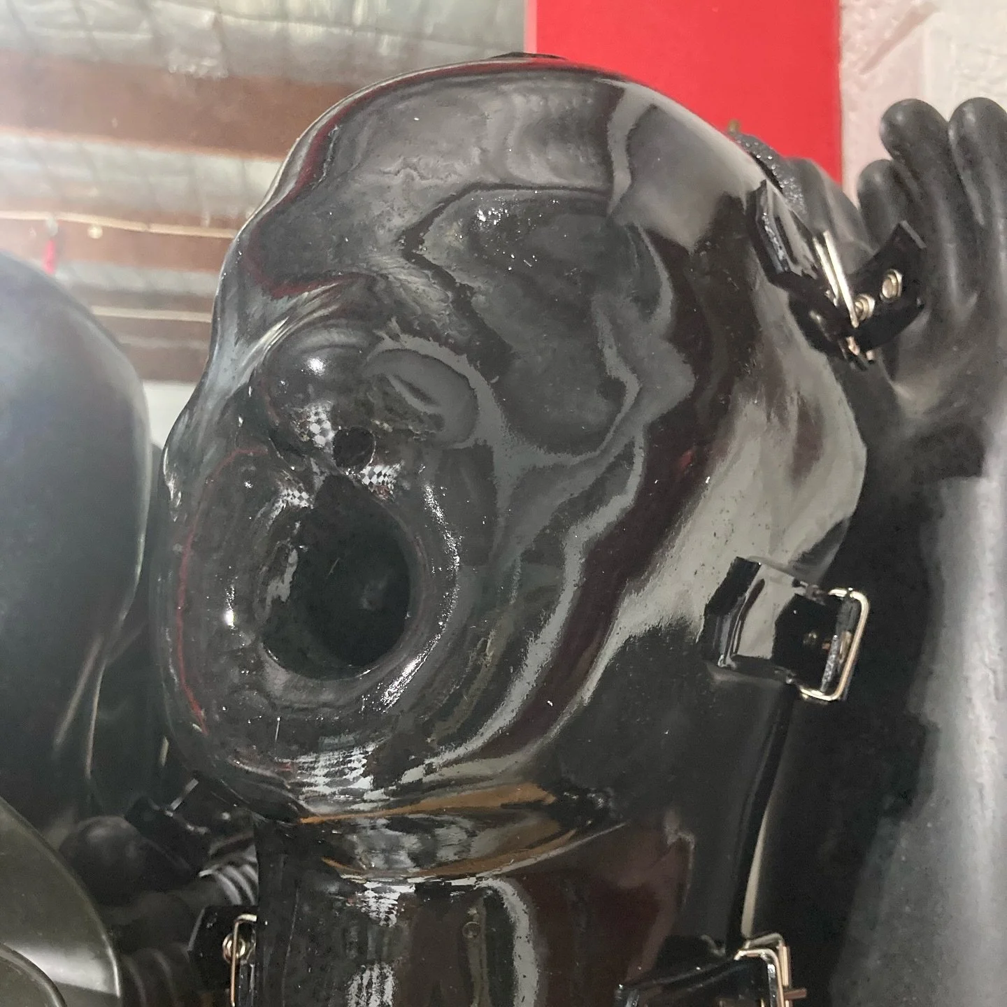 I recently acquired some great new gear to start the year - many hoods from benchmark makers such as @hw_design_latex , @demask and @rubbersfinest_official . I&rsquo;ll show them to you over the next few days!