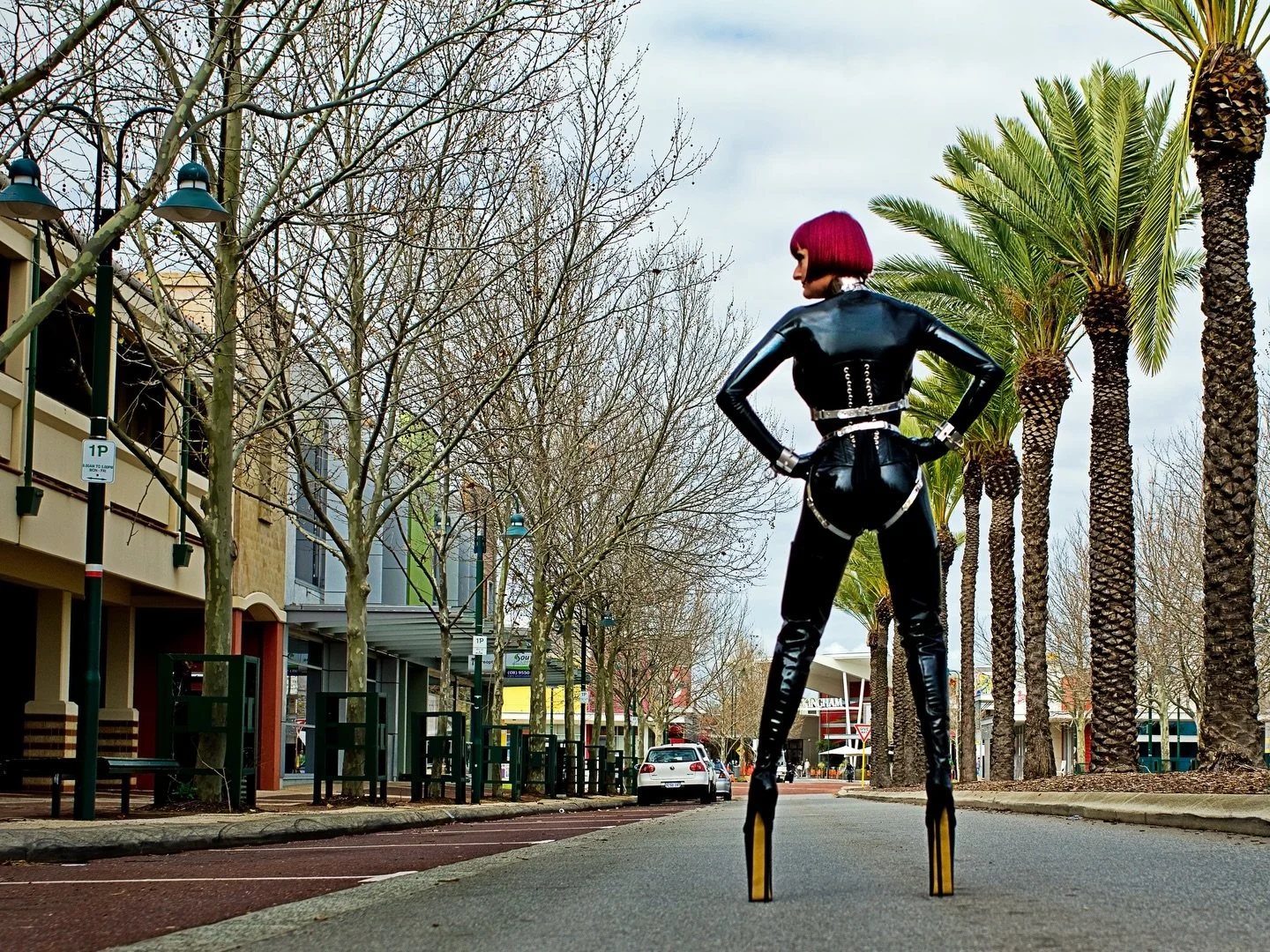 50 foot Queenie! Caught on cam out n about by @warped.photography ! I&rsquo;m wearing My favourite #megaboobs #Latex #Catsuit tightlacing corset by @sue_nice LA and My now-famous 12 inch heel crotch #boots by @iliaslittleshoeboxuk ! #mistresstokyo