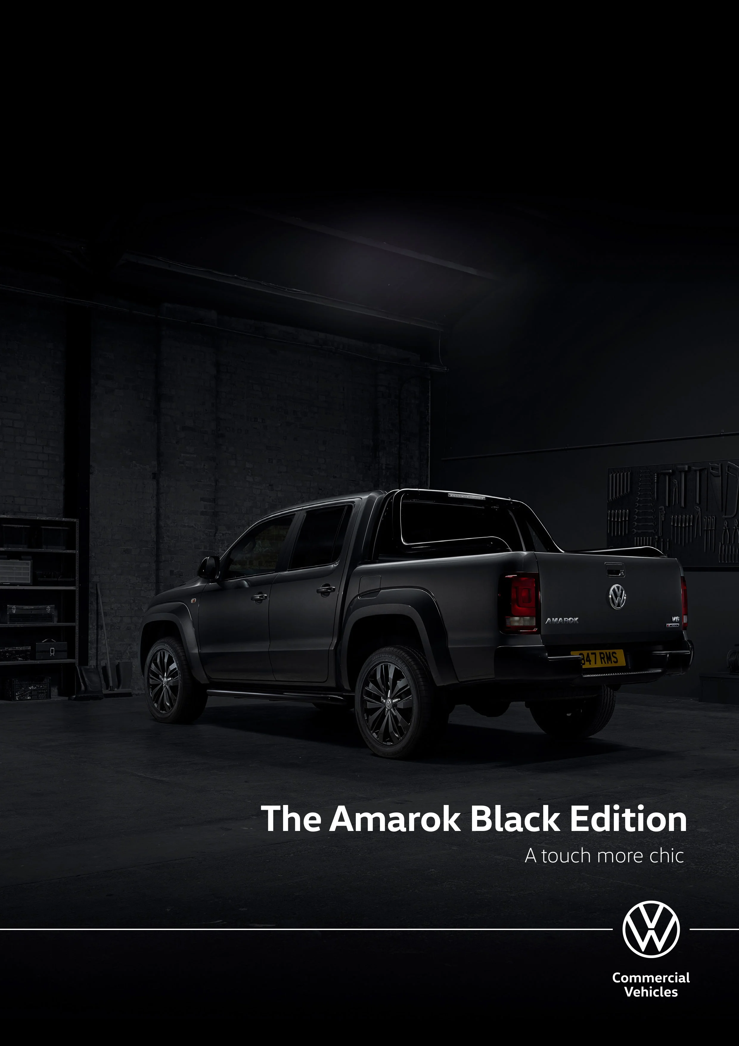 64300_VW_Amarok_Black_11.webp