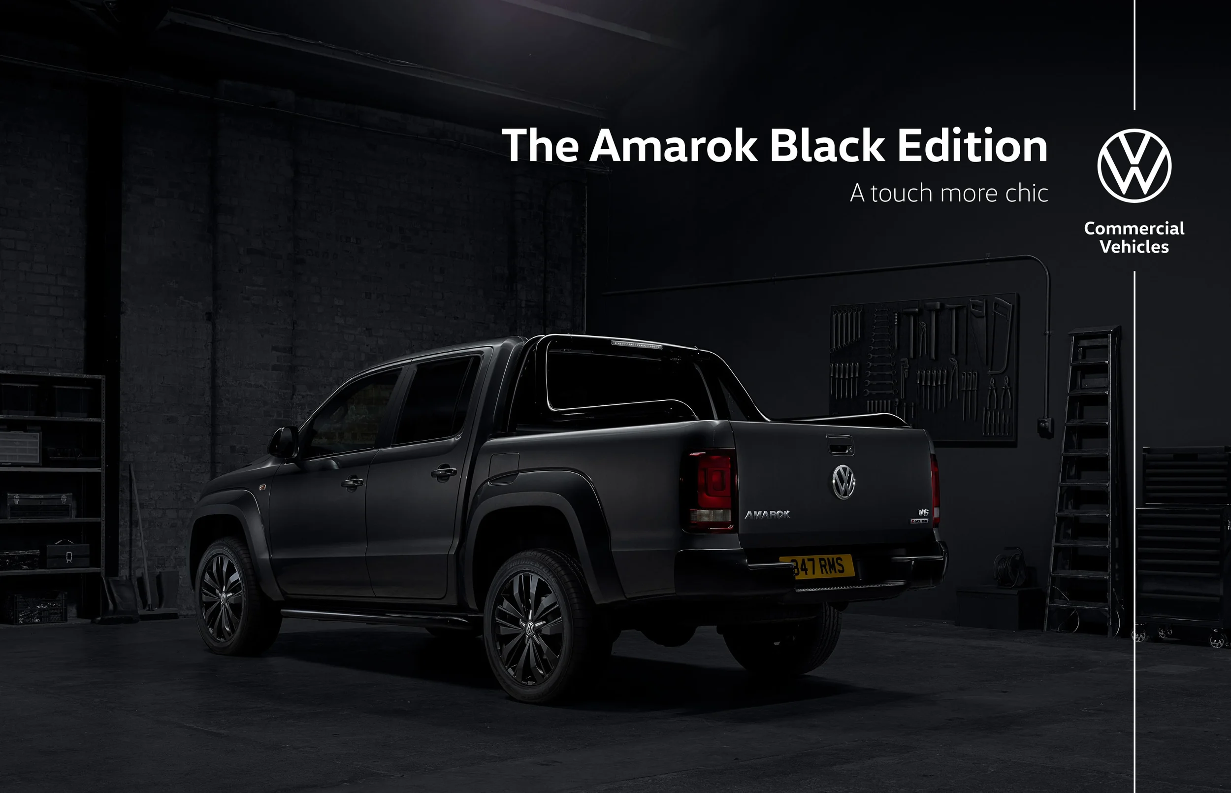 64300_VW_Amarok_Black_4.webp
