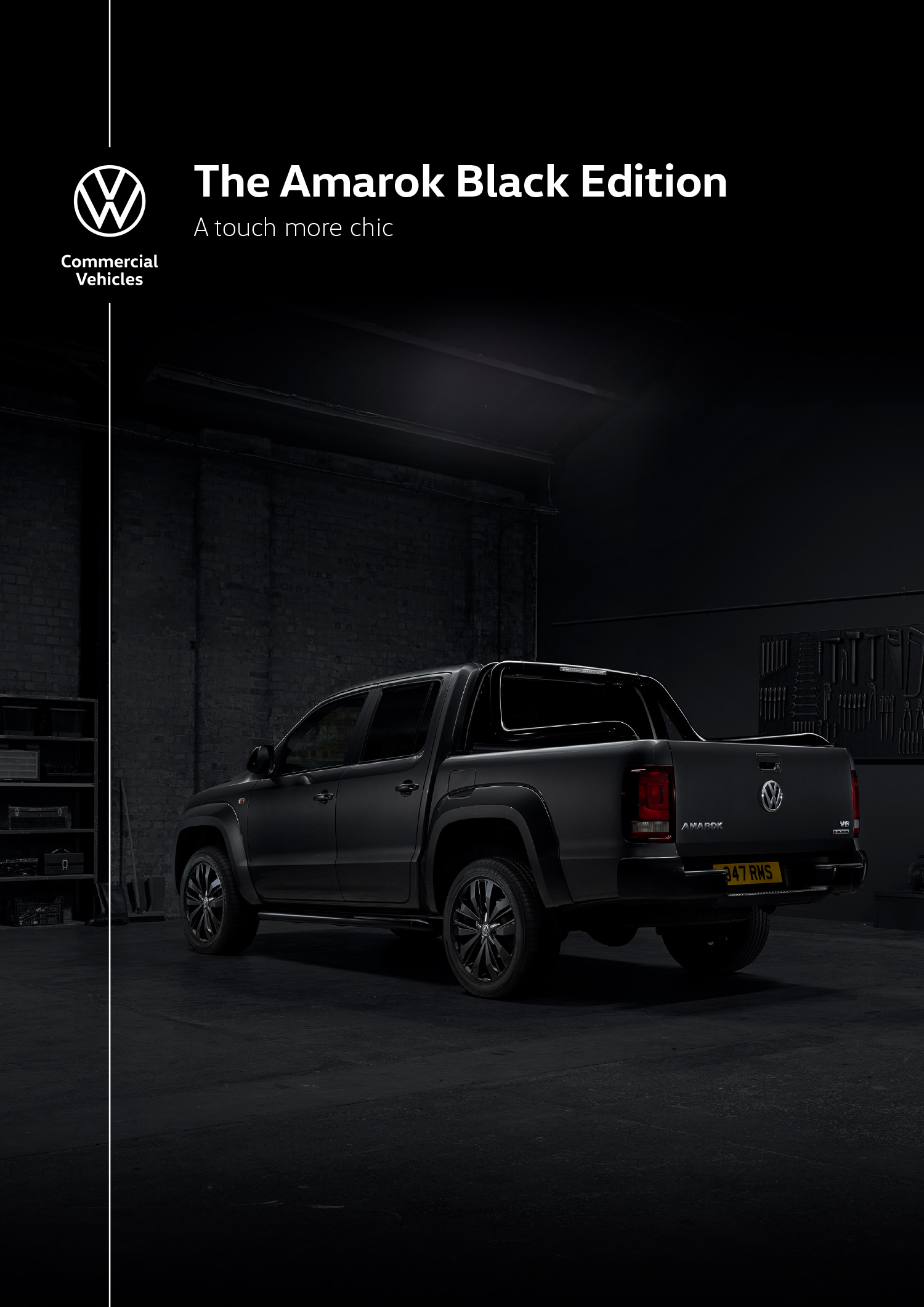 VW_Amarok_Black_Fullpage.webp
