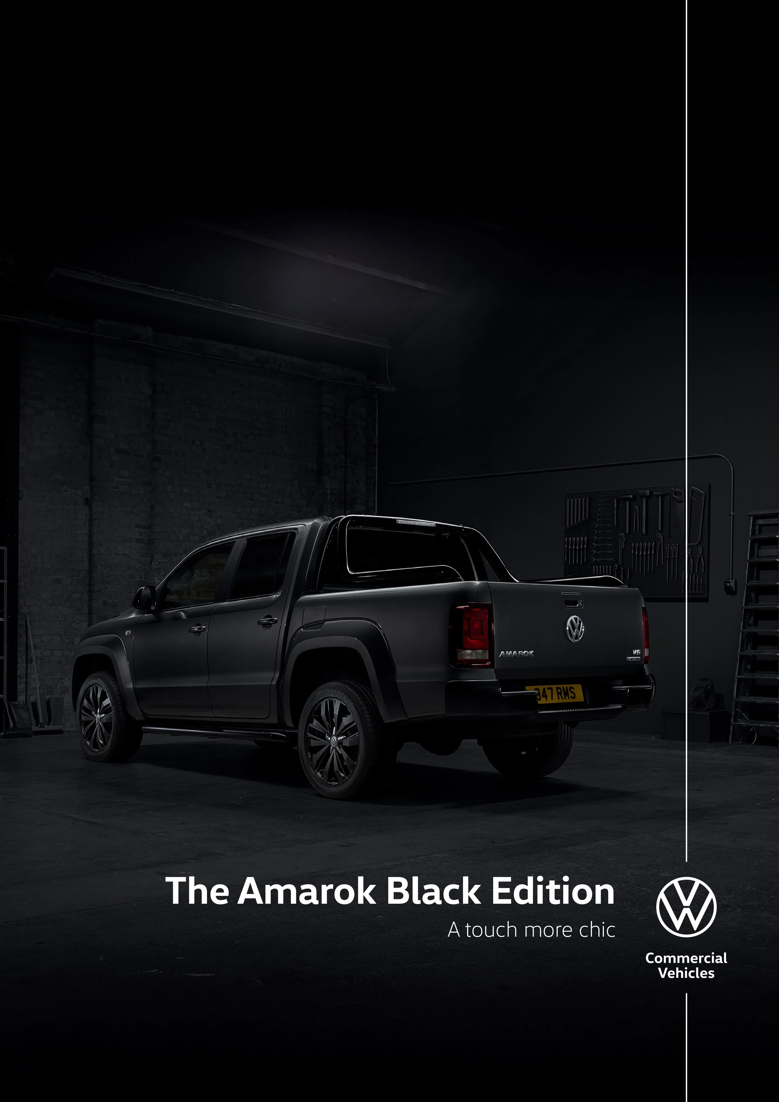 64300_VW_Amarok_Black_8.webp