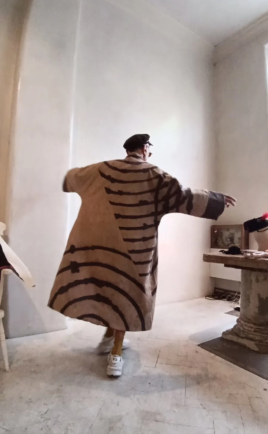 Reversible coat man 2.jpeg