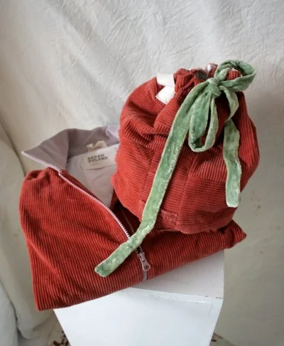 Red puffball bag 8.JPG