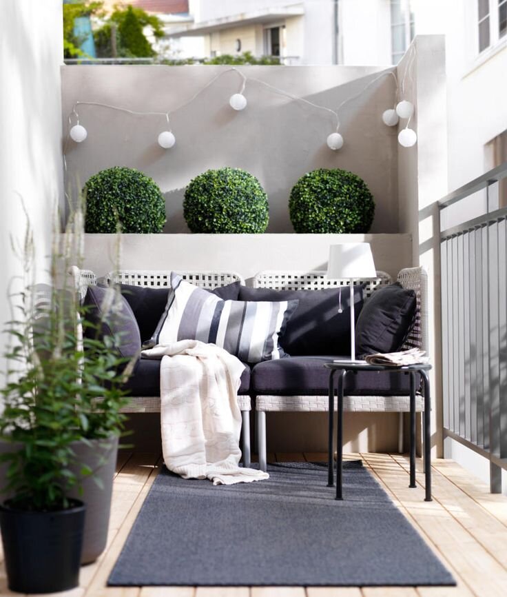 Styling-a-small-balcony-2.jpg