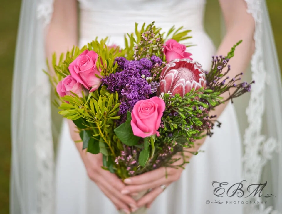 Top 10 Tips on how to cut wedding costs