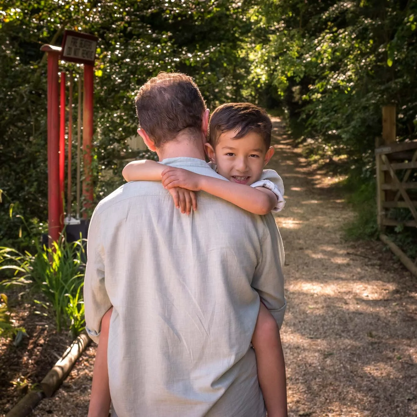 Adorable Daddy and Me Photo Session Ideas
