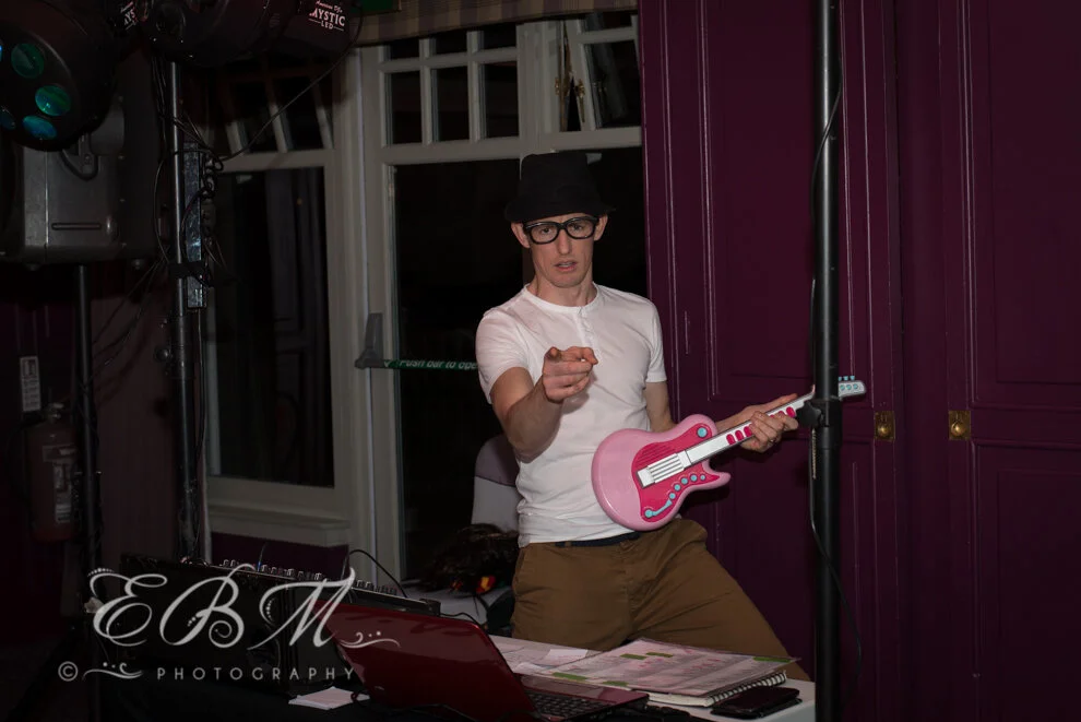 TIPS: Wedding evening entertainment - picking a disco