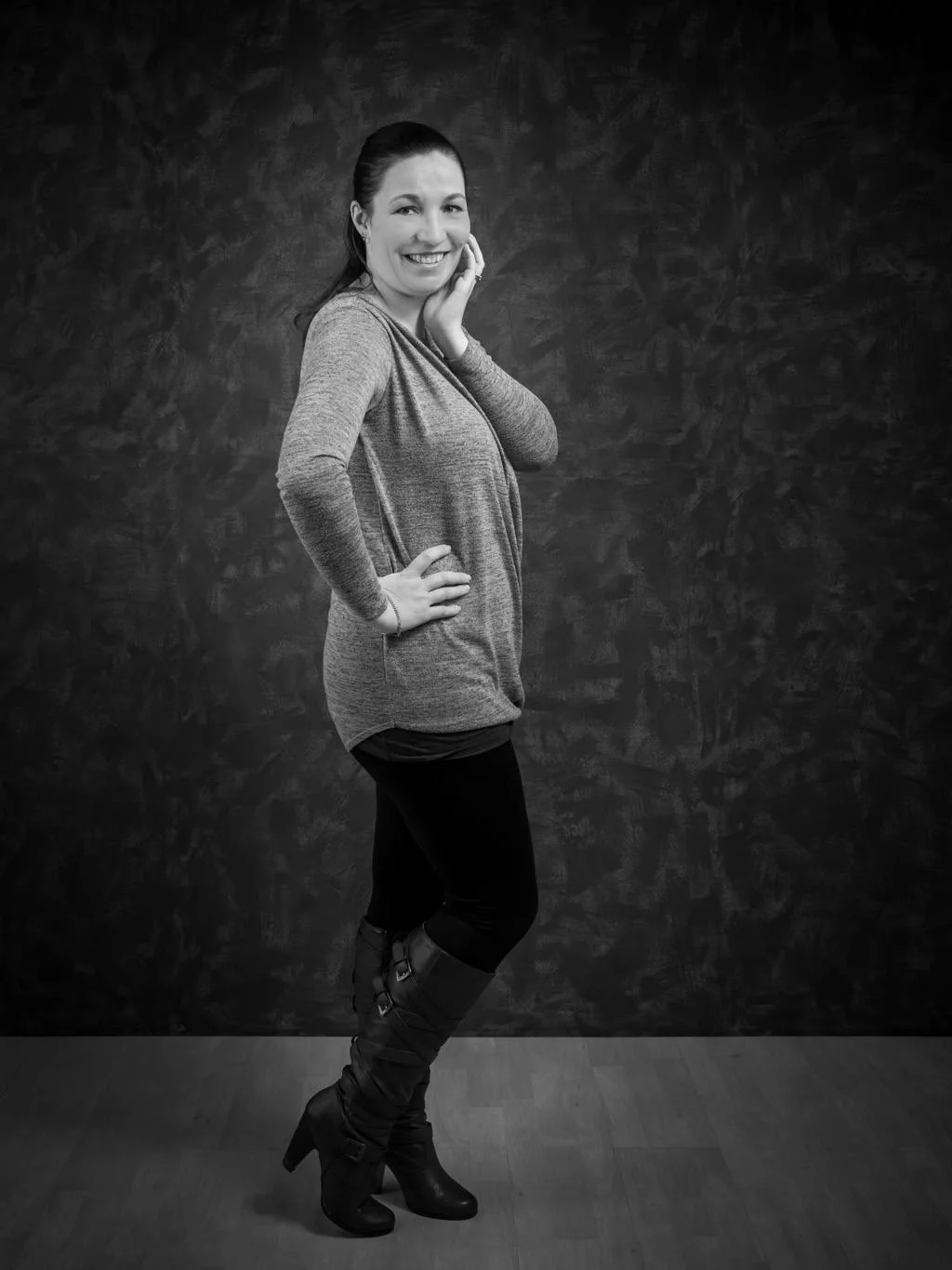 4 Reasons Not to Shoot Your Own Personal Branding Photos