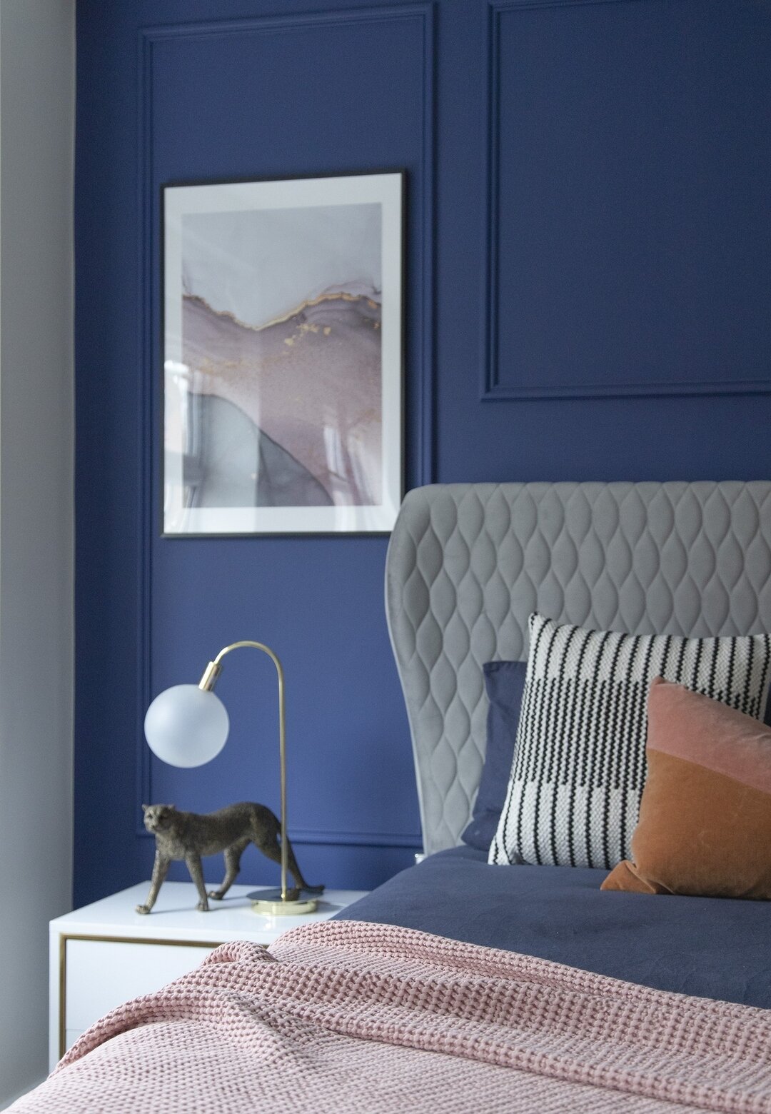 "The home should be the treasure chest of living." - Le Corbusier⁣
Century Project - London, UK

#DesignInspiration #HomeGoals #InteriorMagic #DesignQuotes #StylishSpaces #HomeWisdom
#DecorWisdom #DesignThoughts #SpaceQuotes
#HomeInspiratio