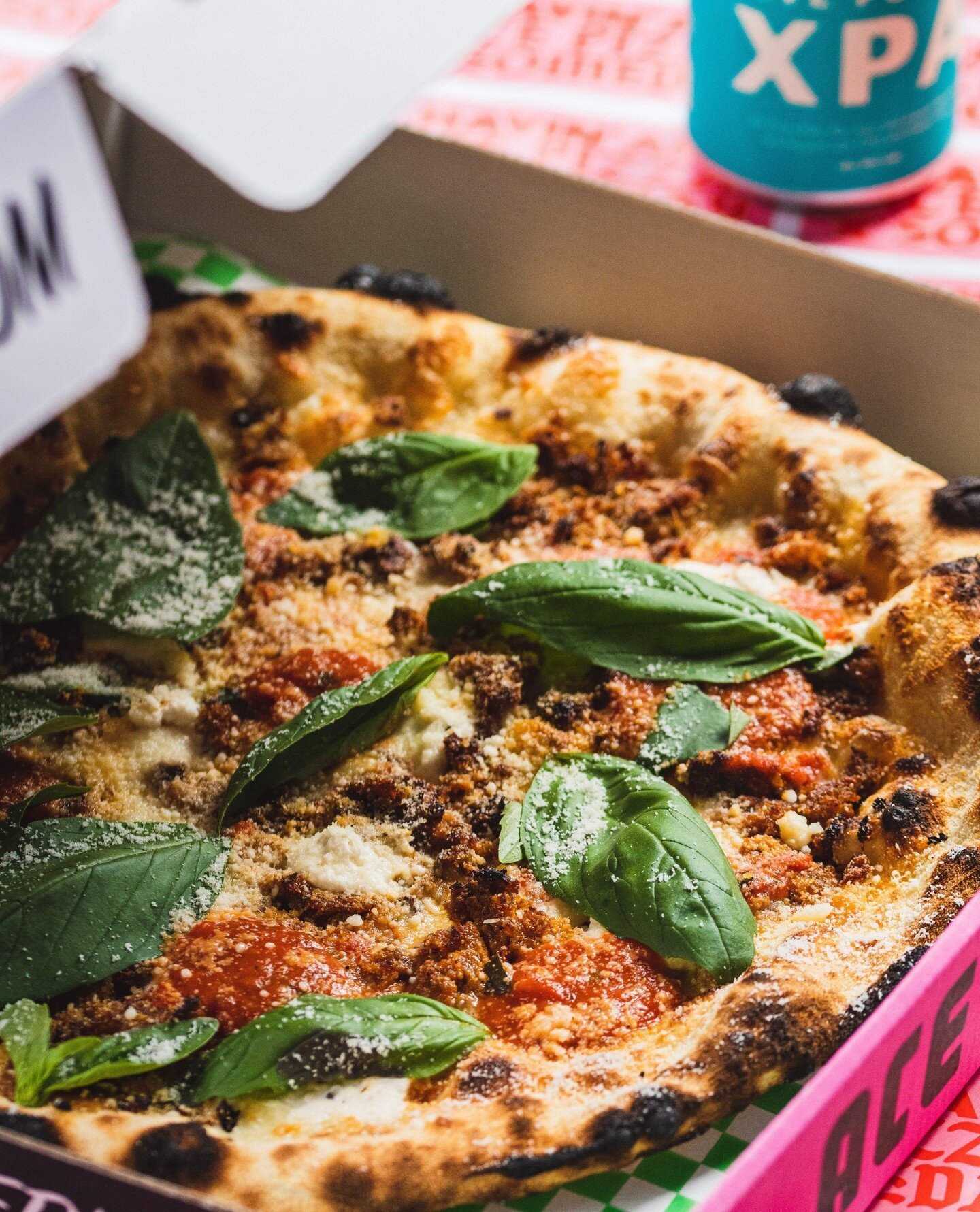 Don't waste your weekend with subpar pizza.  Swing by @somedayfinsbury and grab yourself a New Yorker, topped with fennel sausage, ricotta, marinara sauce, fresh basil, and pecorino Romano. Trust me, you will not regret it.⁠
⁠
The pizza counter is op