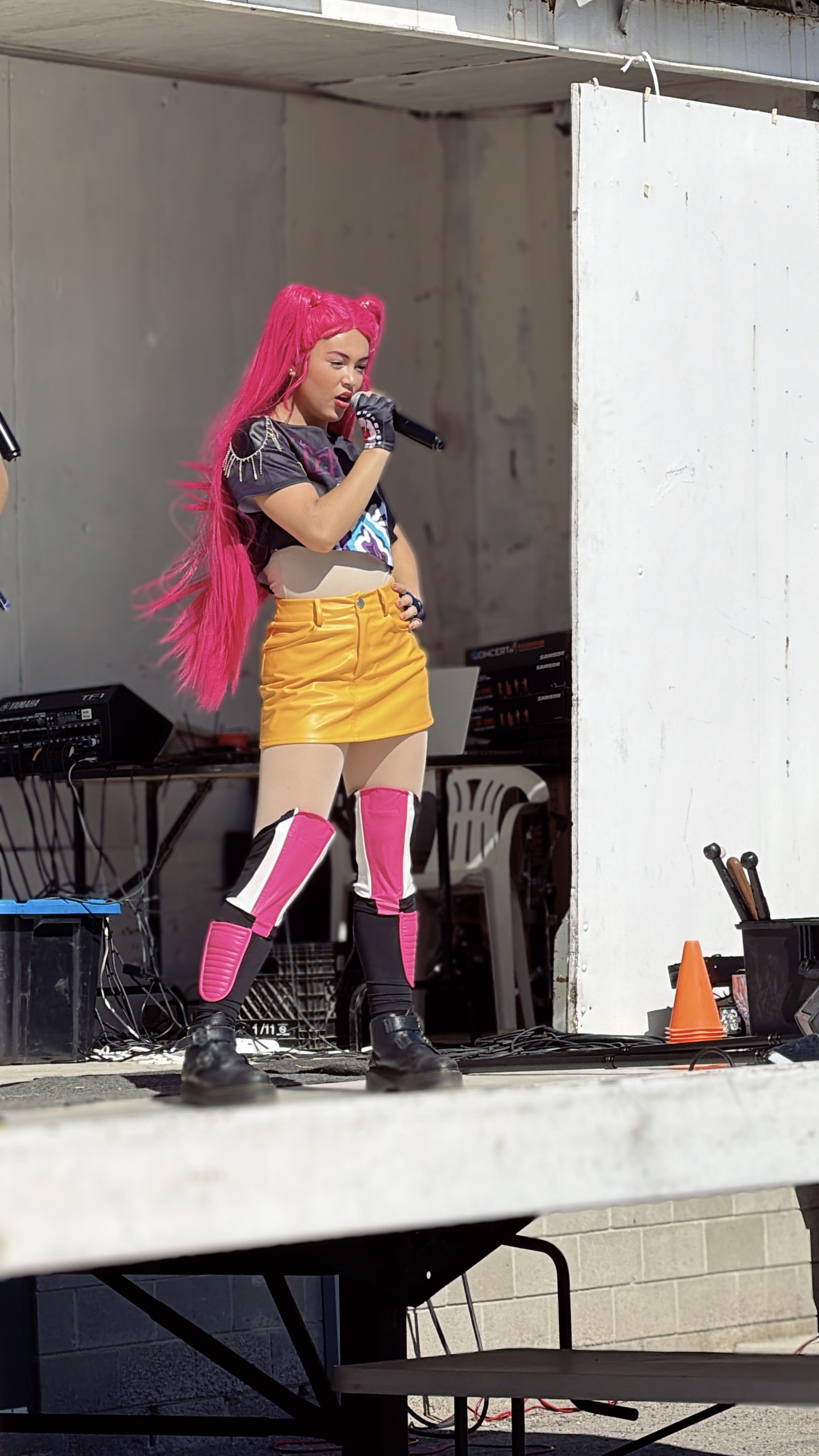 kpop-star-character-singing-live-stage-show-kids-event.jpg