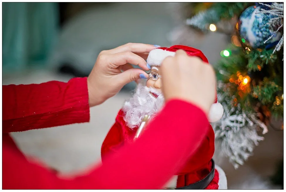 get to know kristen christmas009.jpg