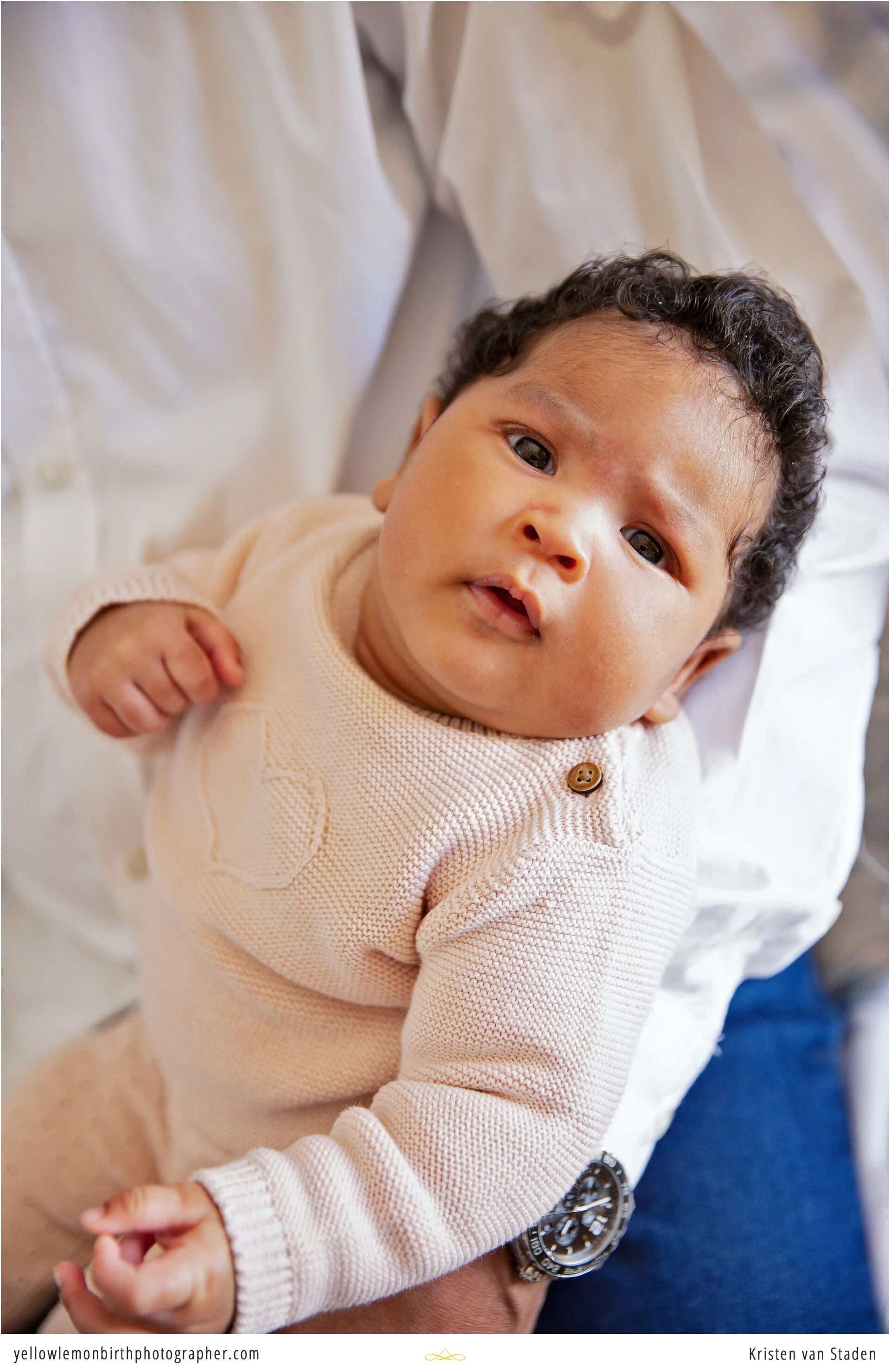 in home newborn baby family photo session__0007.jpg