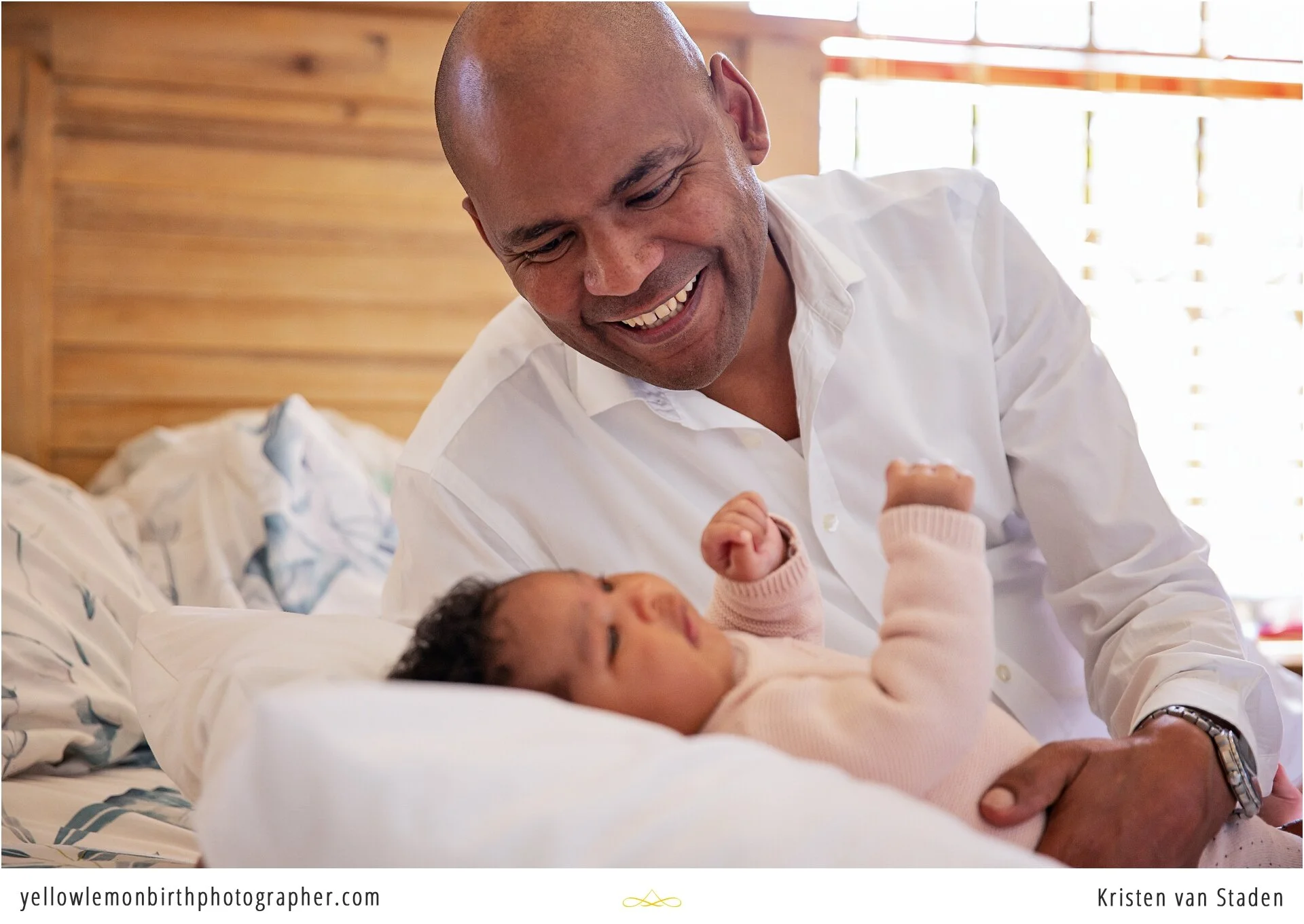 in home newborn baby family photo session__0016.jpg
