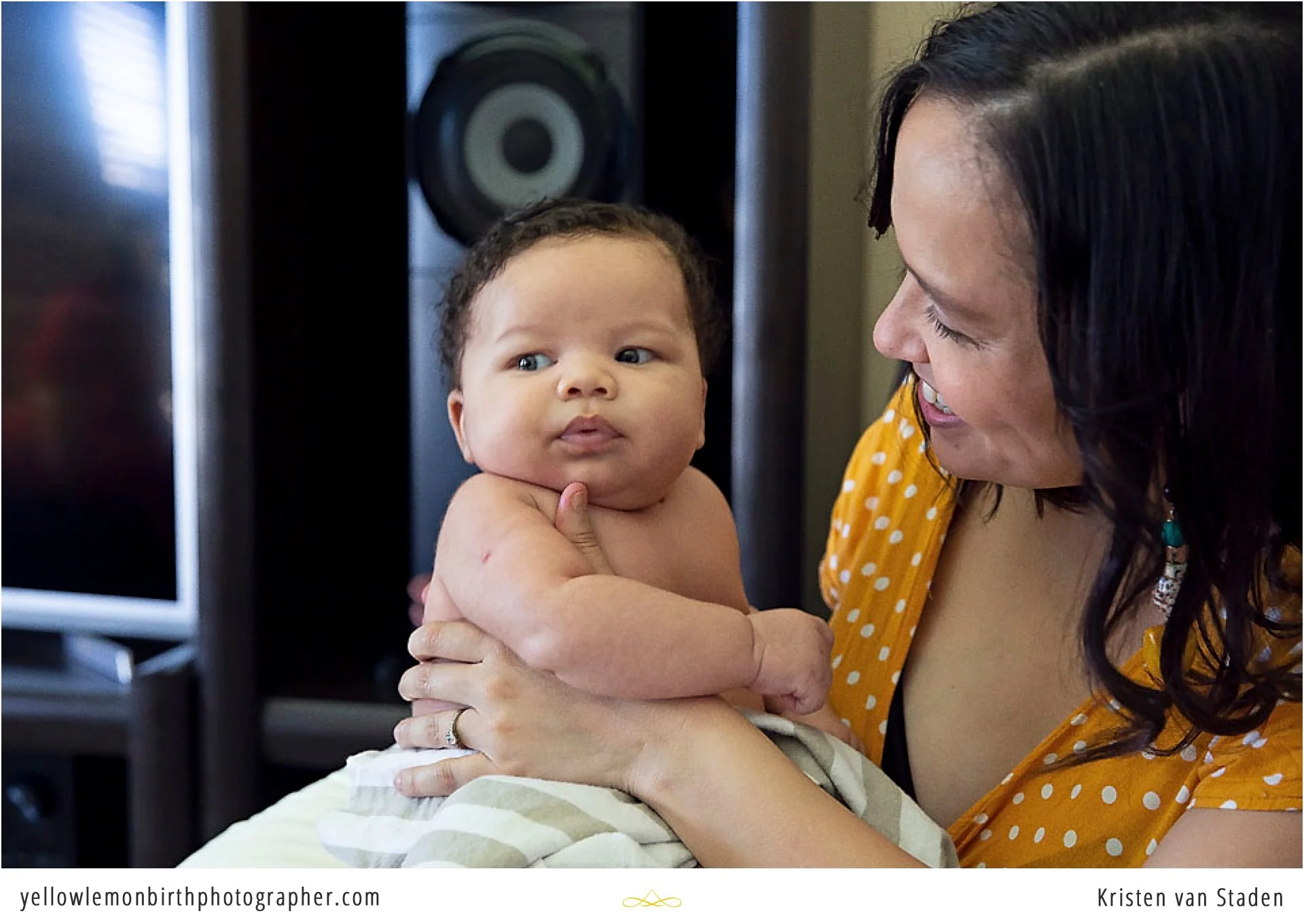 home newborn photo session yellow lemon_013.jpg