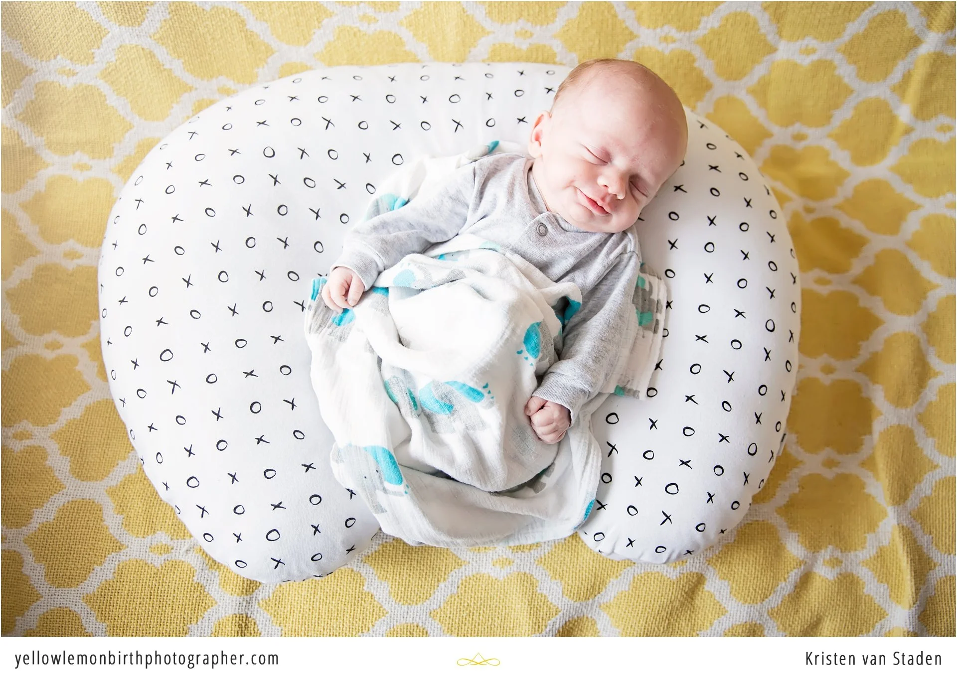 home newborn photo shoot cape town_0001.jpg