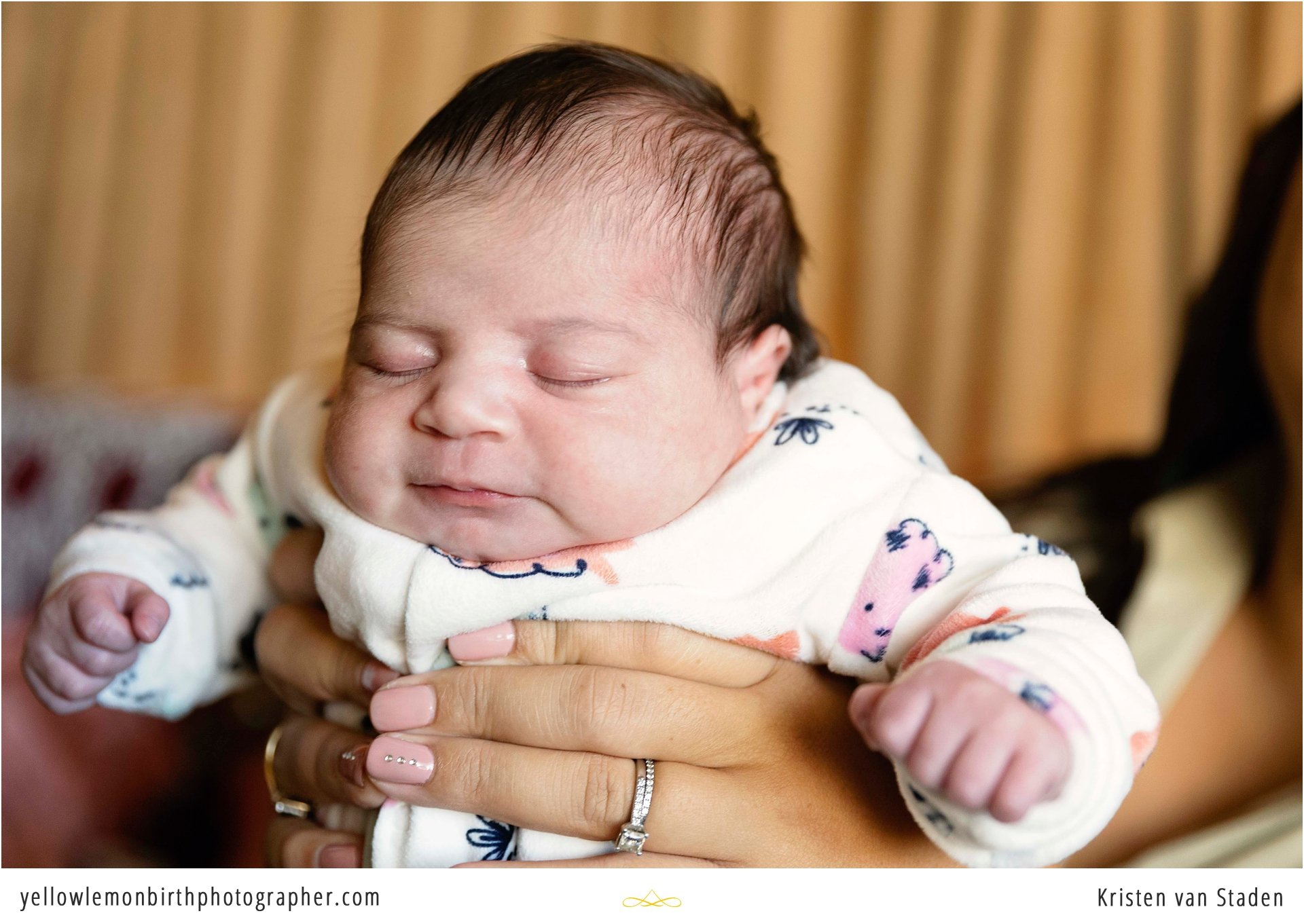 home newborn photo session with toddler__0009.jpg