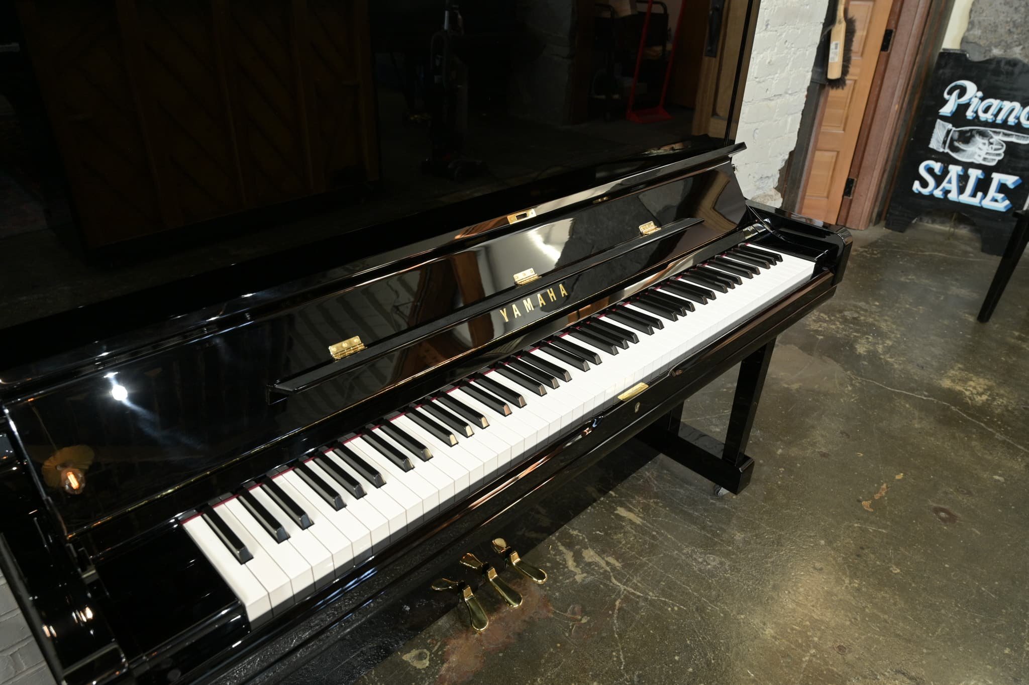YAMAHA YUA-19.jpg