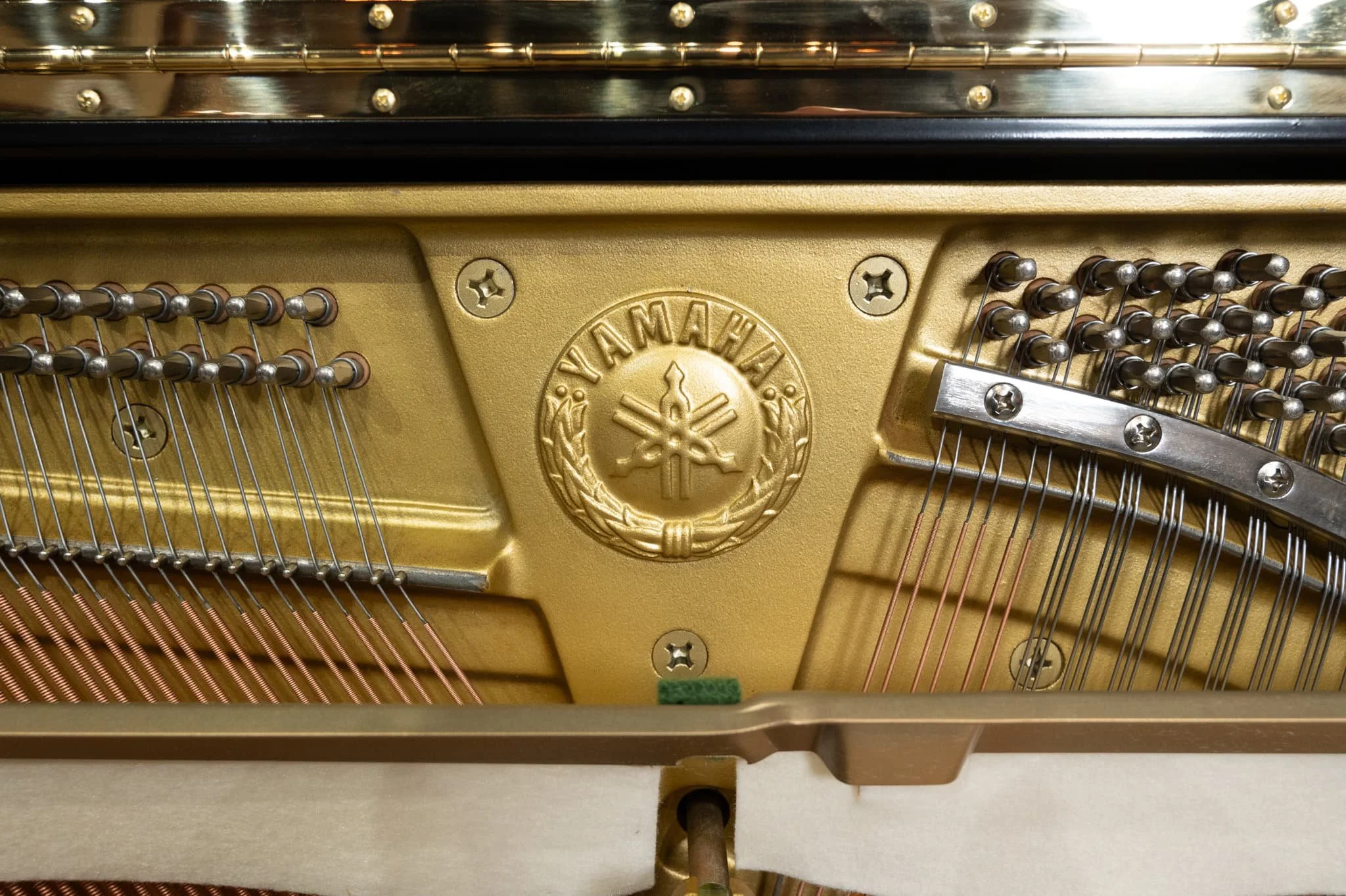 Yamaha U3-09.jpg