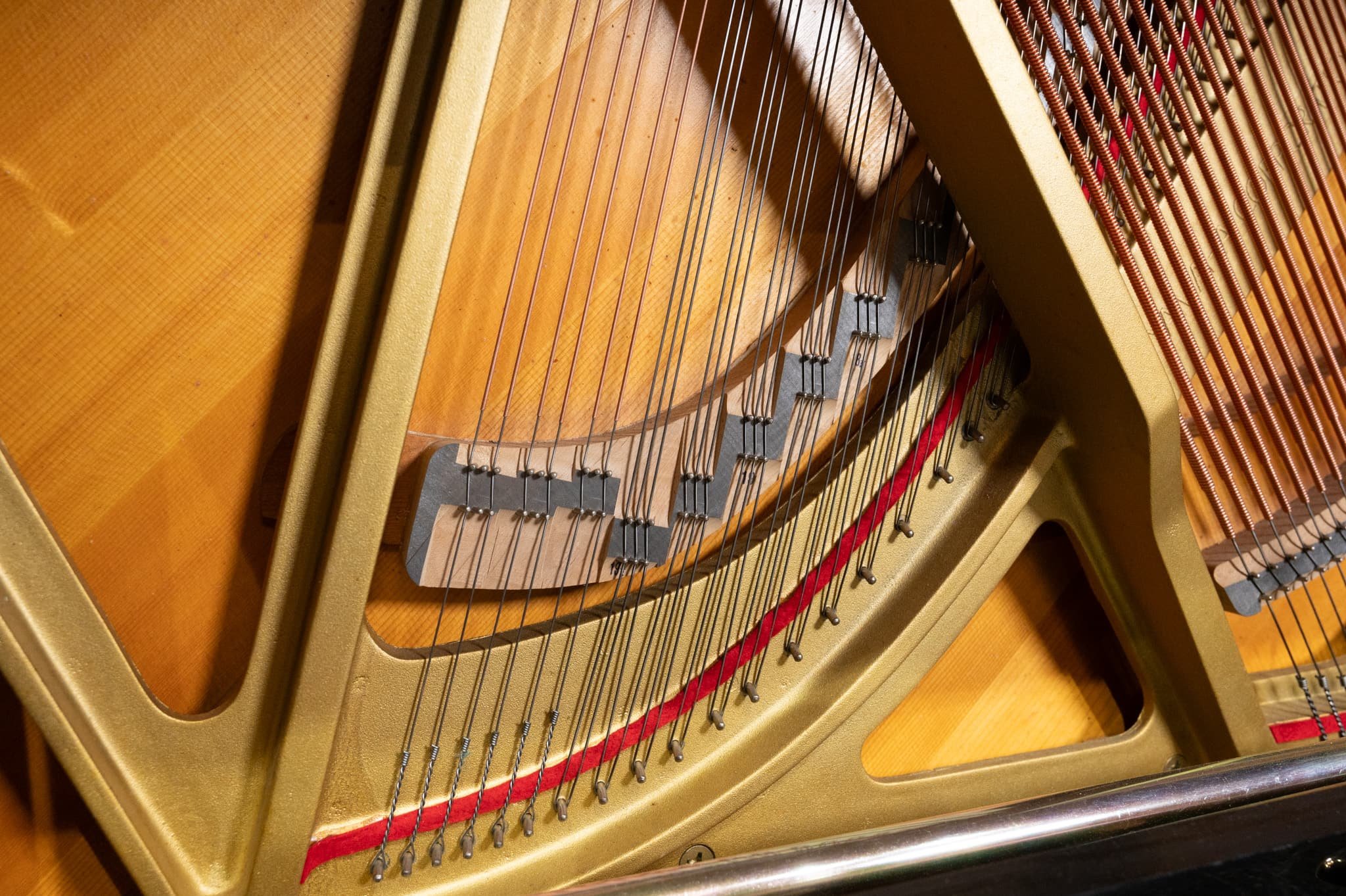 Yamaha U3-02.jpg