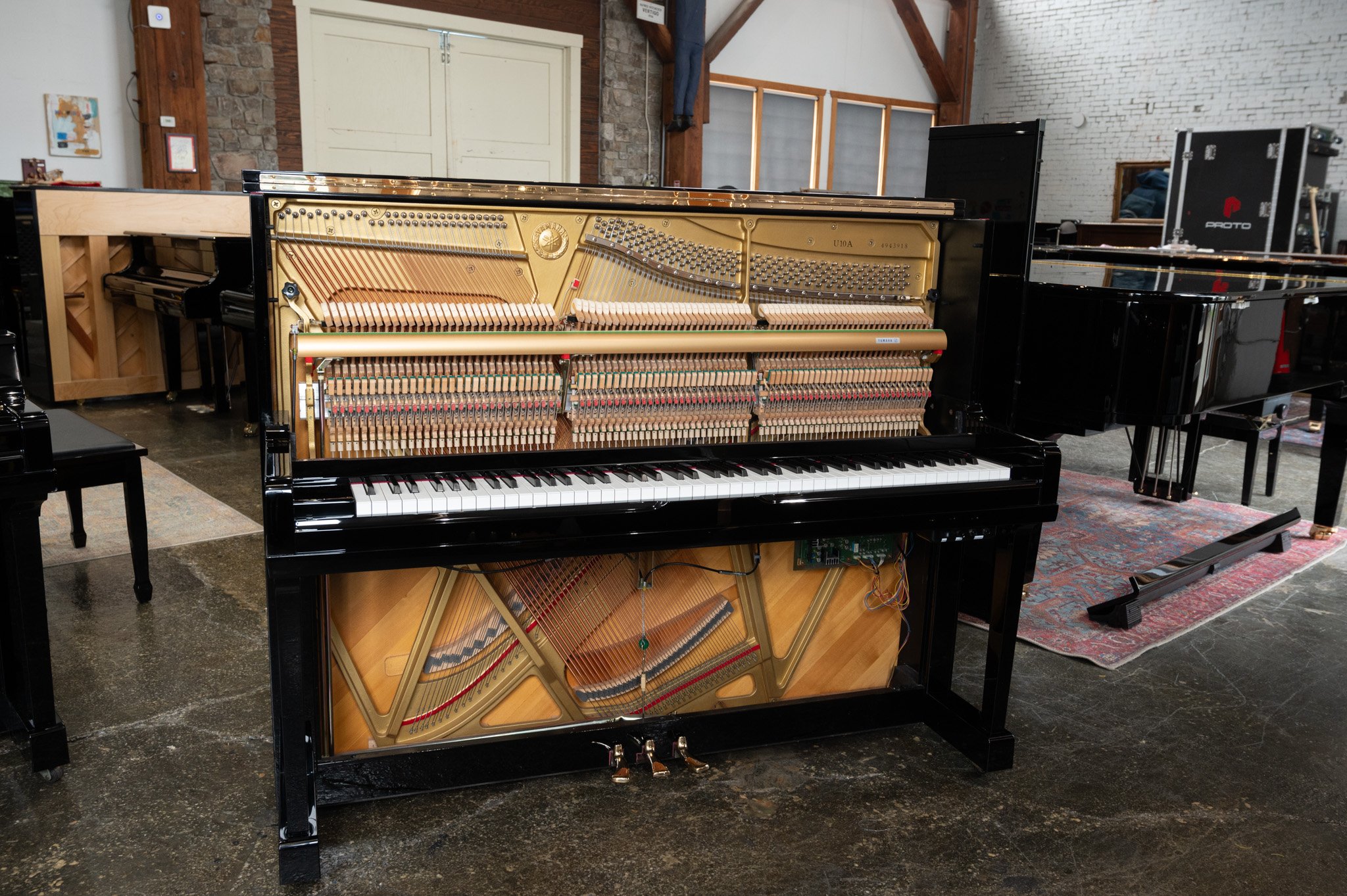 Yamaha-166.jpg