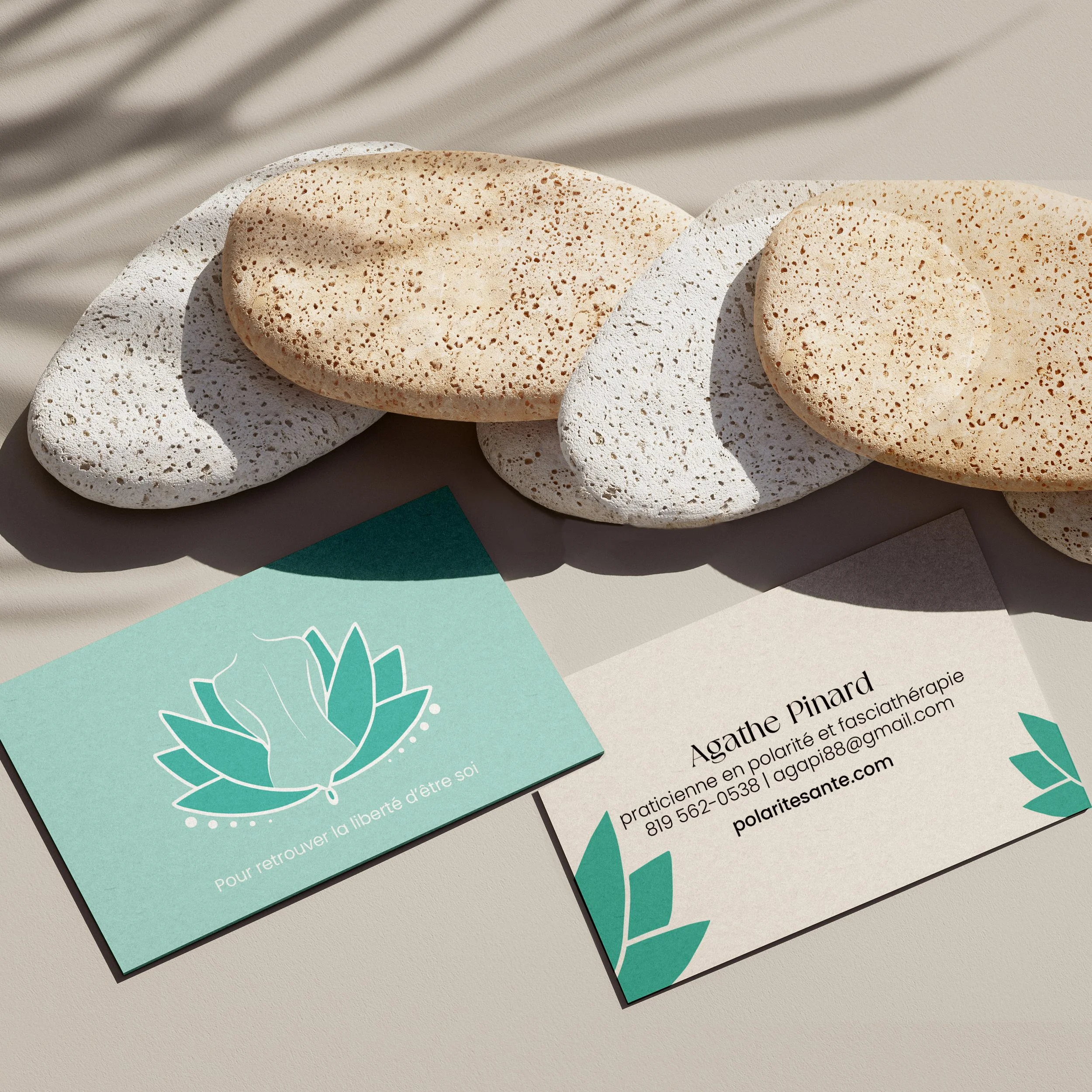 AGATHE_Mockup copie.jpg