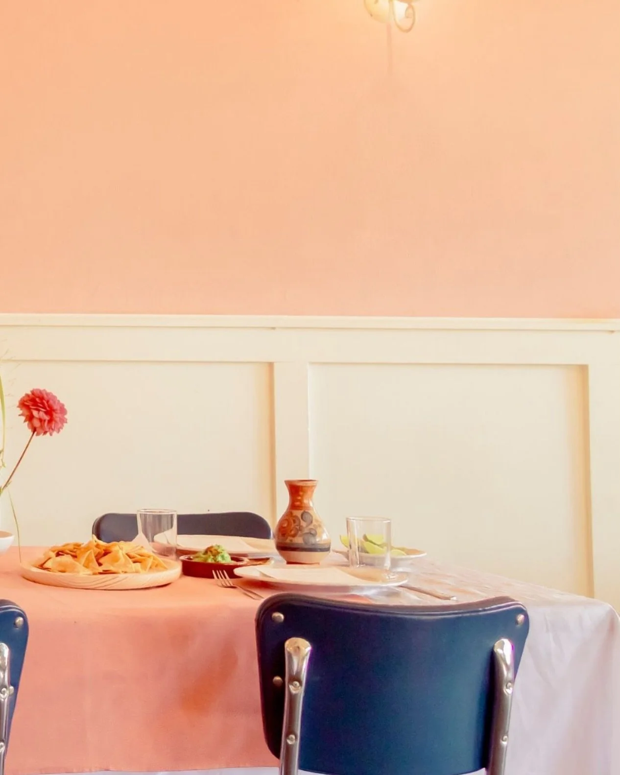 We frequently work with Ashley of Glasshaus Gardens for flowers that fit the space and your vibe.