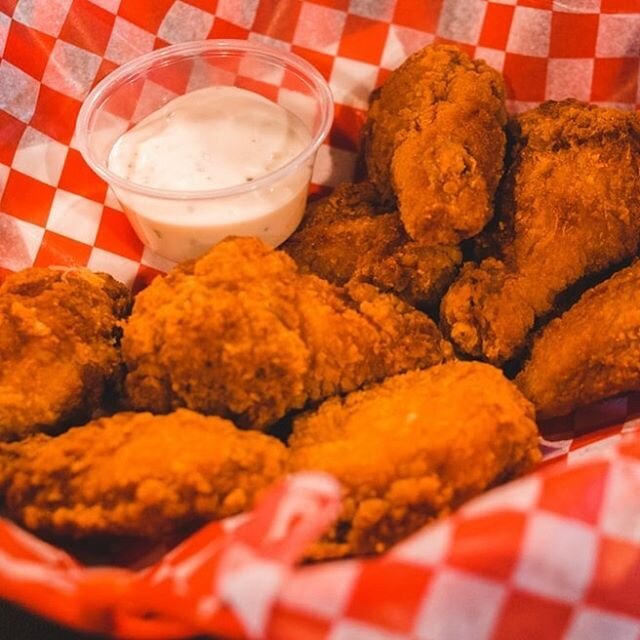 BONELESS WINGS
Our newest menu item! 
Available with our mild, medium, or hot sauce🍗 Place your pick up or delivery order today. 🍕