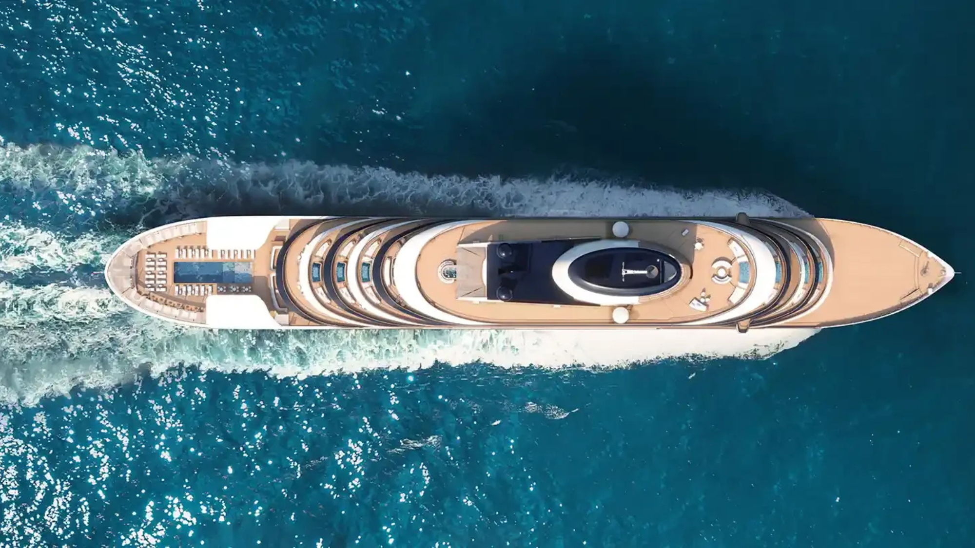 The Social Side of the Sea: Why Yacht Cruising Feels More Like a Private Club Than a Cruise