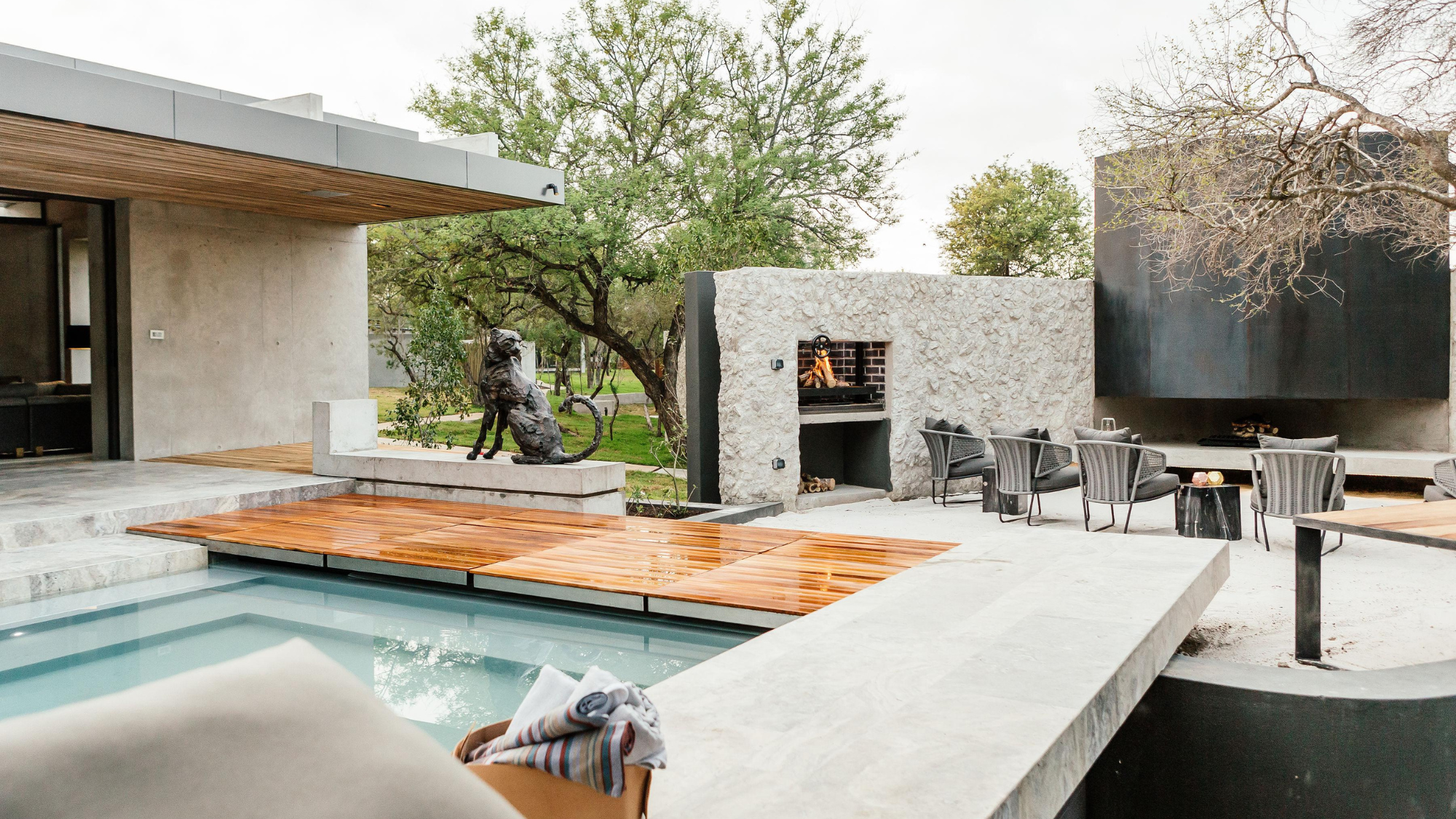 Huffman Travel - Micato Image of Cheetah Plains exterior of villa