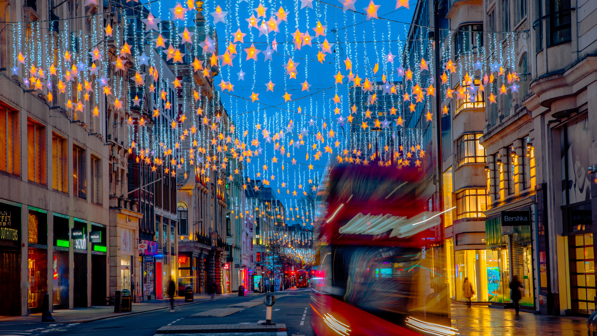 Huffman Travel Image of Oxford Street, London, UK Winter