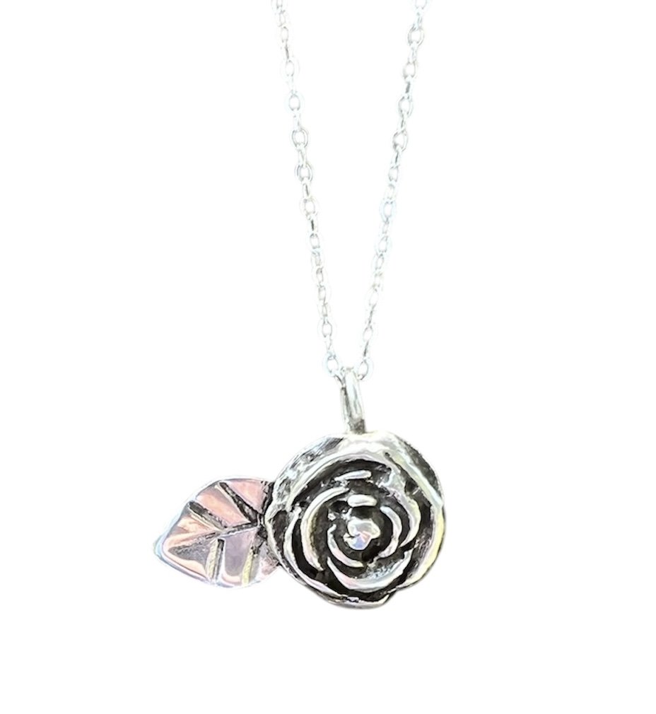 Rose pendant