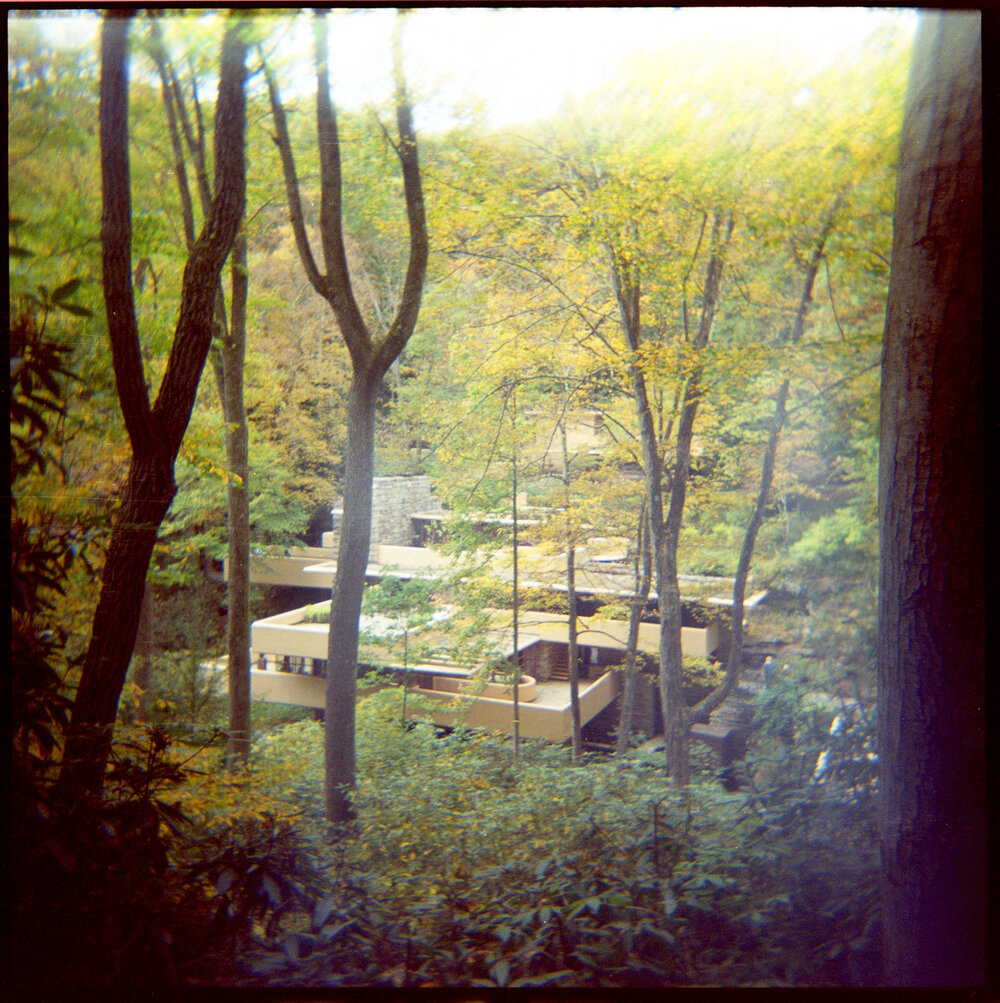 28-Revel Trip-Holga-Lom800-028.jpg