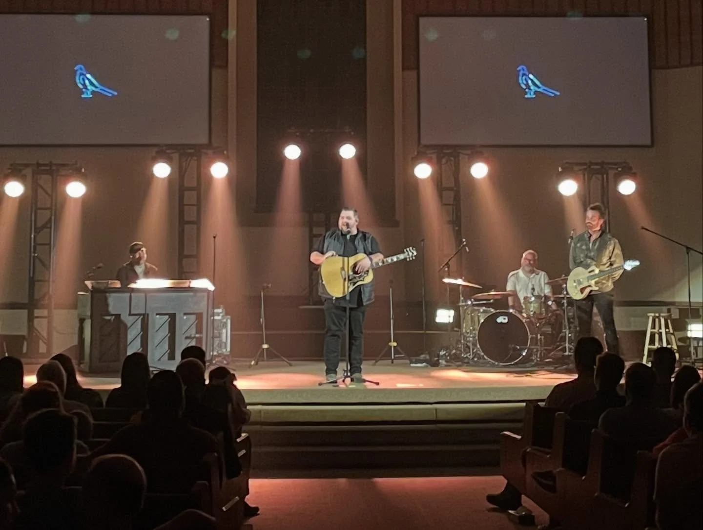 A great Good Friday with @cliffpreston  and @newsong_online at a great church! @lonokebaptist  Thank you Stacey and Jesse for all the great support!