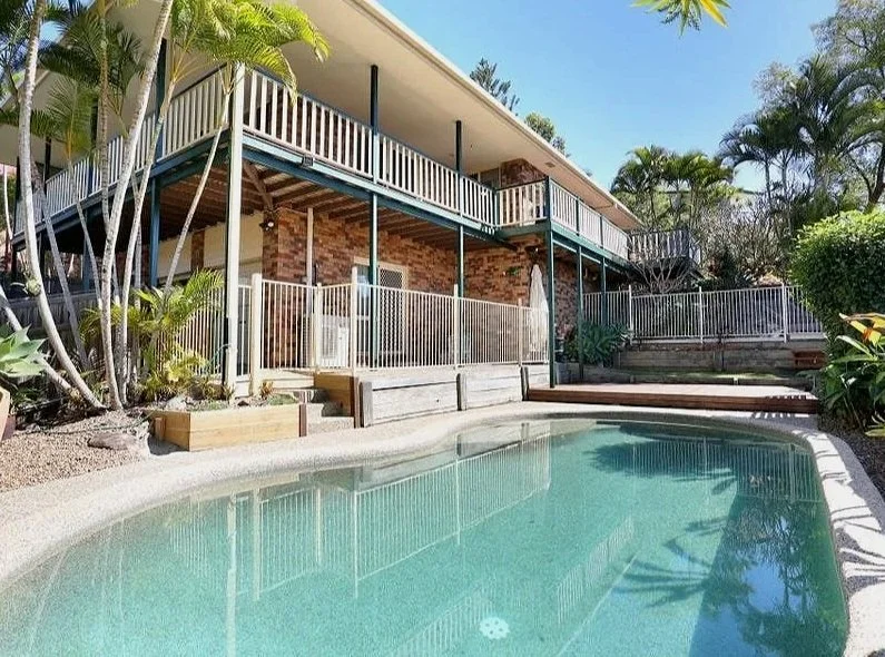 3 Piccadilly Place, Highland Park