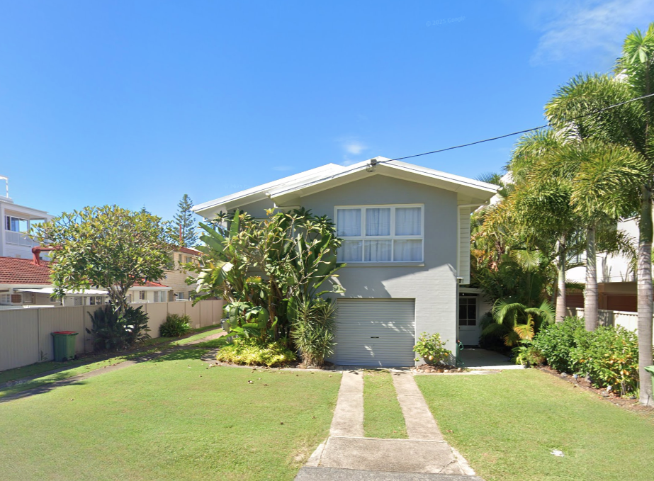 6 Bullimah Avenue, Burleigh Heads