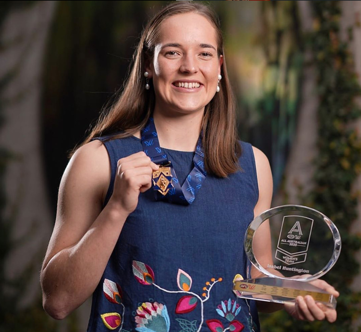 Congratulations to Izzy Huntington for winning the 2020 AFLW Rising Star award and the Western Bulldogs Best &amp; Fairest award.