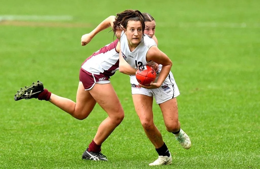 Tyanna Smith in action for Vic Country