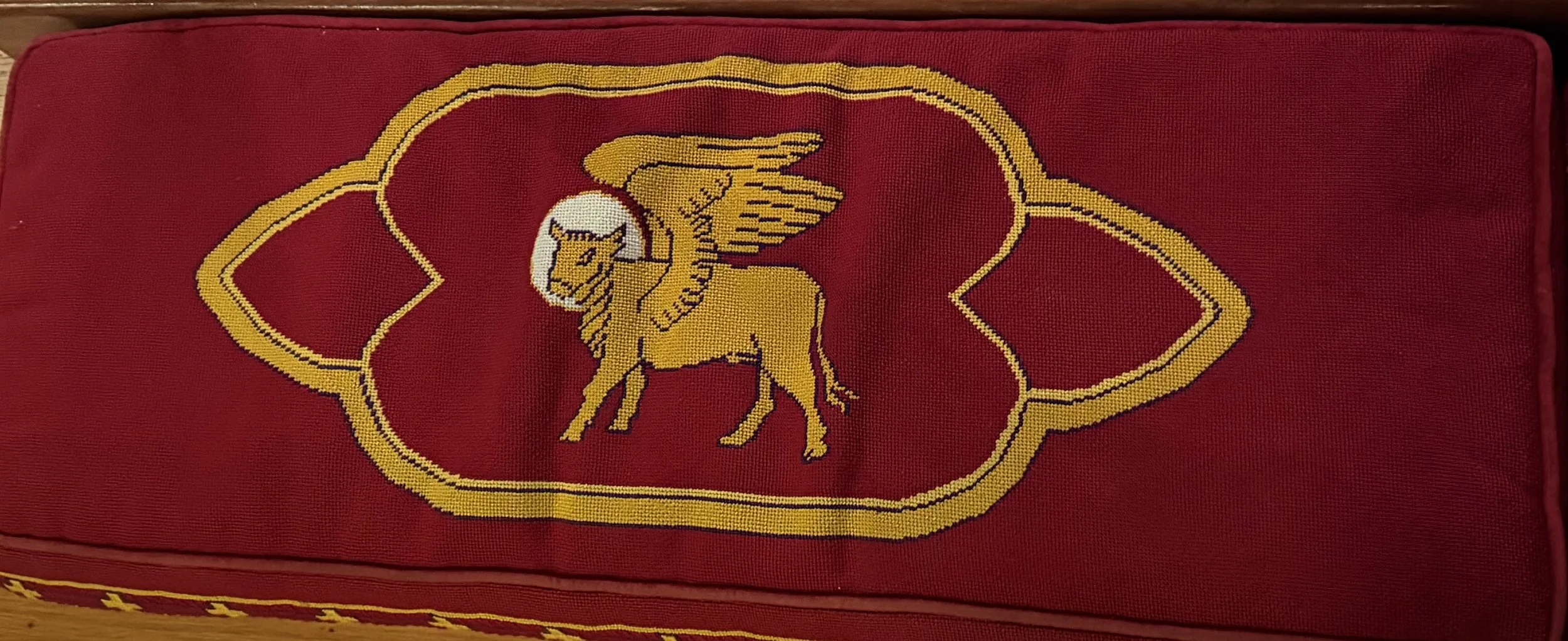 Kneeler 5.jpg