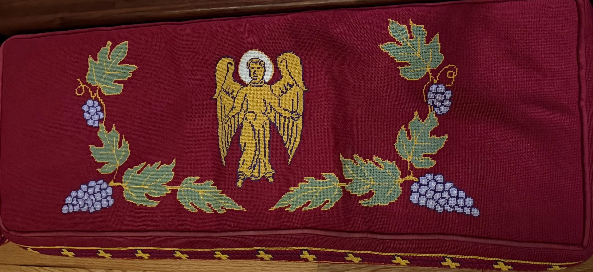 Kneeler 4.jpg