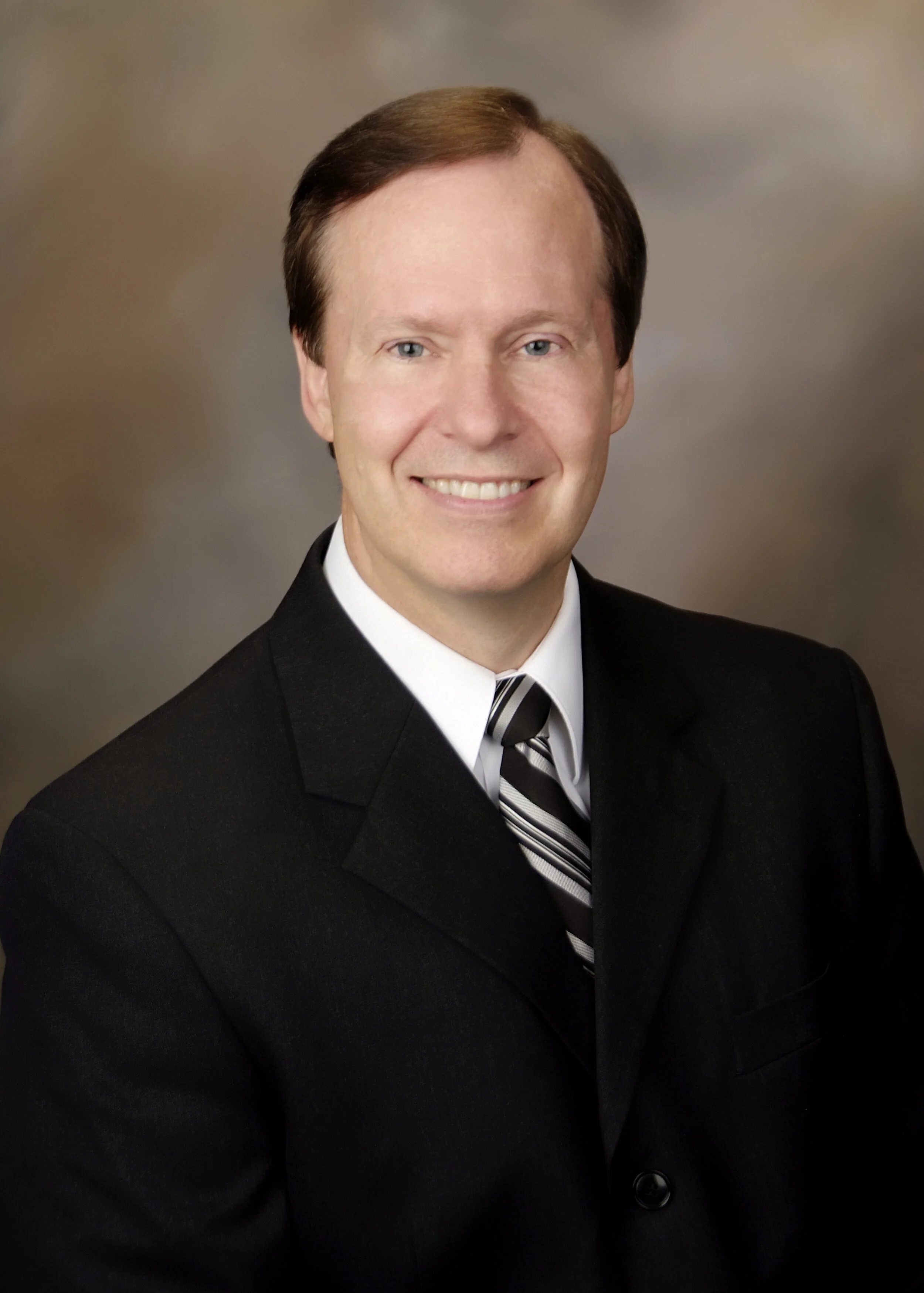 Robert Reeve, MD Cataract & Ophthalmologst at Reeve Woods Eye