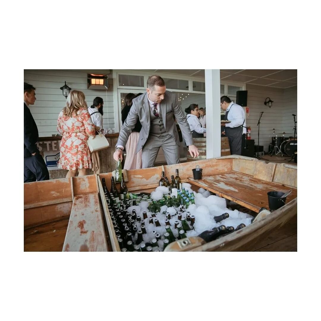 Have you guys ever seen a boat full of liquor?

For the non-drinkers, maybe bubble tea for your wedding?

I'll be right here to provide you all with unique wedding ideas one post at a time.