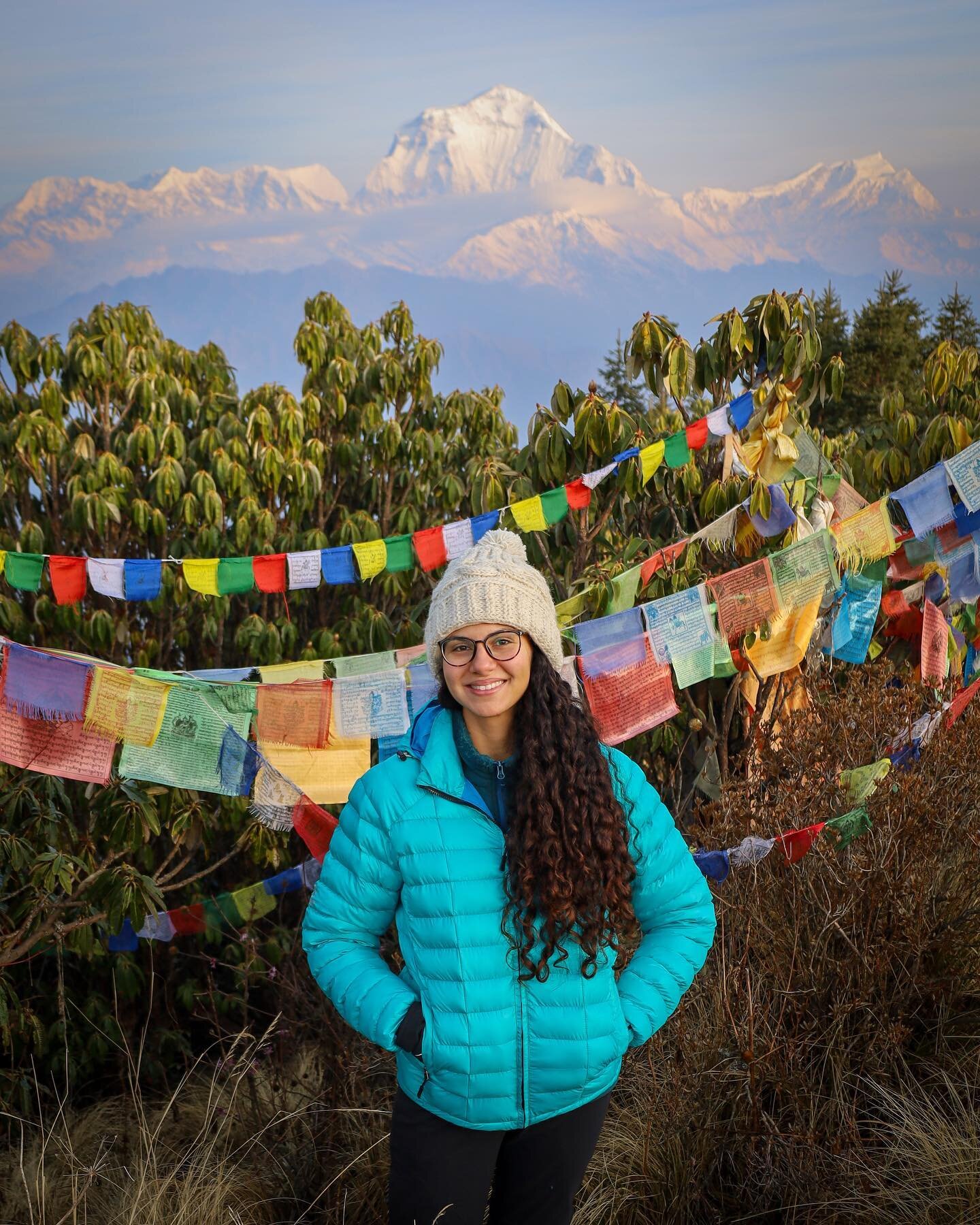 The biggest adventure of our lives! 🇳🇵That&rsquo;s how our first trek in the Himalayas was. So many challenges.. muscle soreness, blisters, extreme cold, altitude sickness.. But at the same time there was so many &ldquo;rewards&rdquo;. Not only the