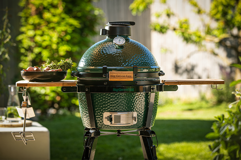 Big Green Minimax with Feet Spain & Portugal Stockist — The Barbeque Shop