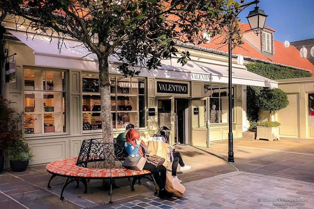 How to save money at La Vallée Village in Paris, France? Membership programme & VAT refund! — Wevat
