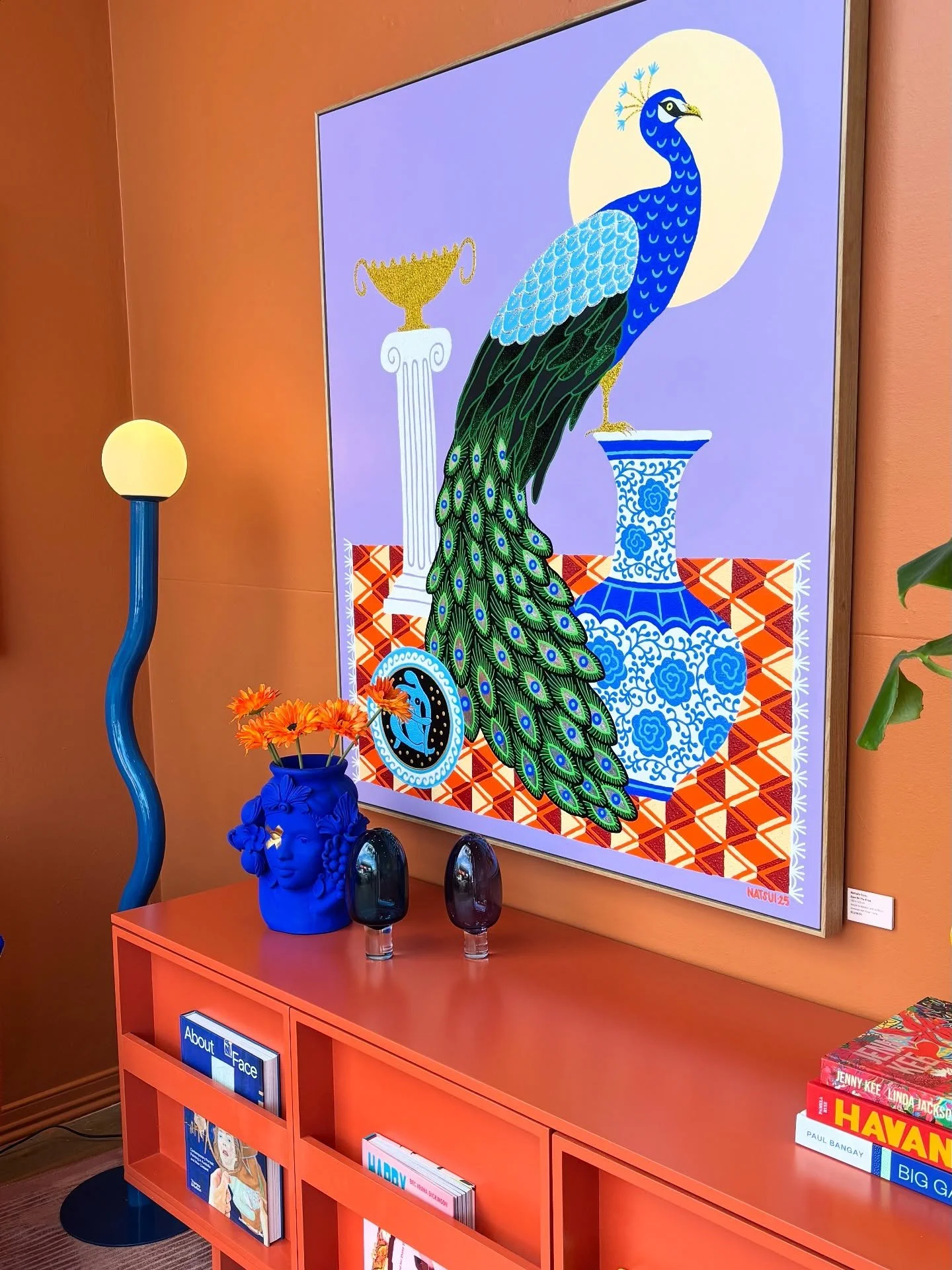 Proud as a #peacock 🦚 One-of-a-kind original beauty available via @fenton_and_fenton 🏆 link in bio for the dets