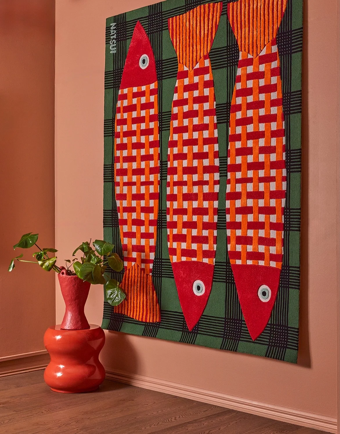 ART RUGS: Do you prefer them wall hung or on the floor???? 🐟🐟🐟 

Link bio to hook your very own &lsquo;Catch of the Day&rsquo; art rug 🐟🐟🐟